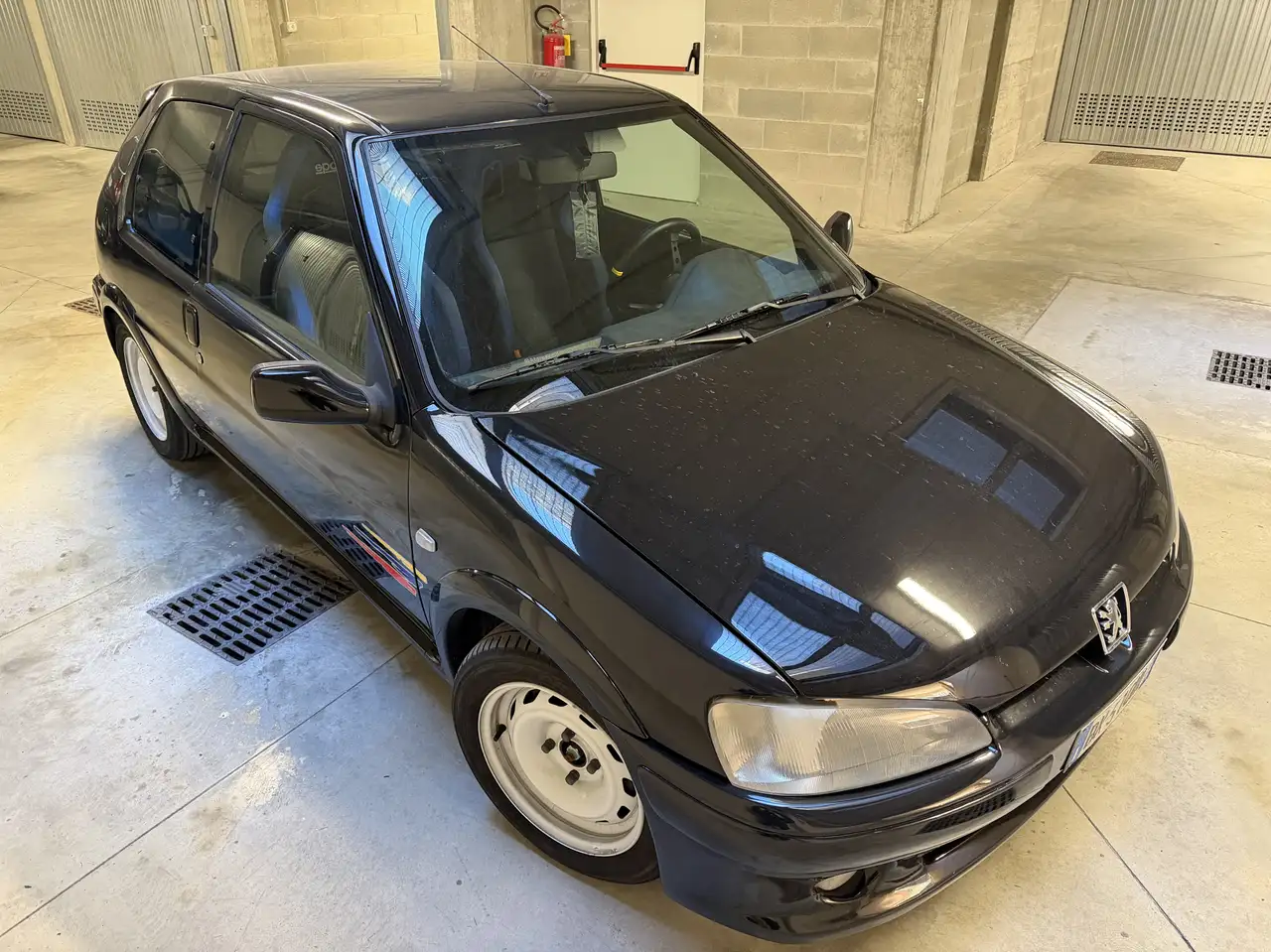 Peugeot 106 Rallye 1.6 16 Valvole, foto 1