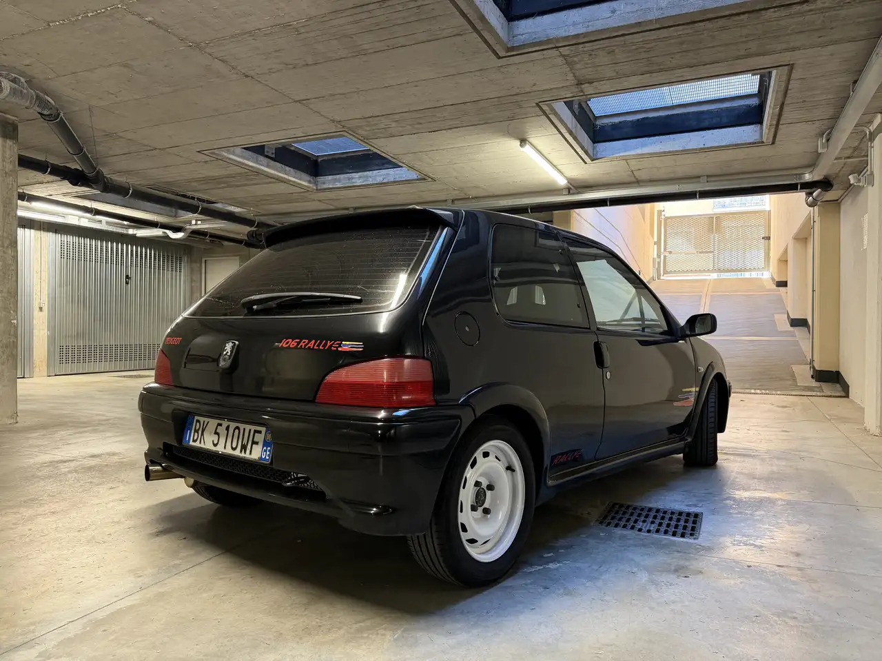 Peugeot 106 Rallye 1.6 16 Valvole, foto 2