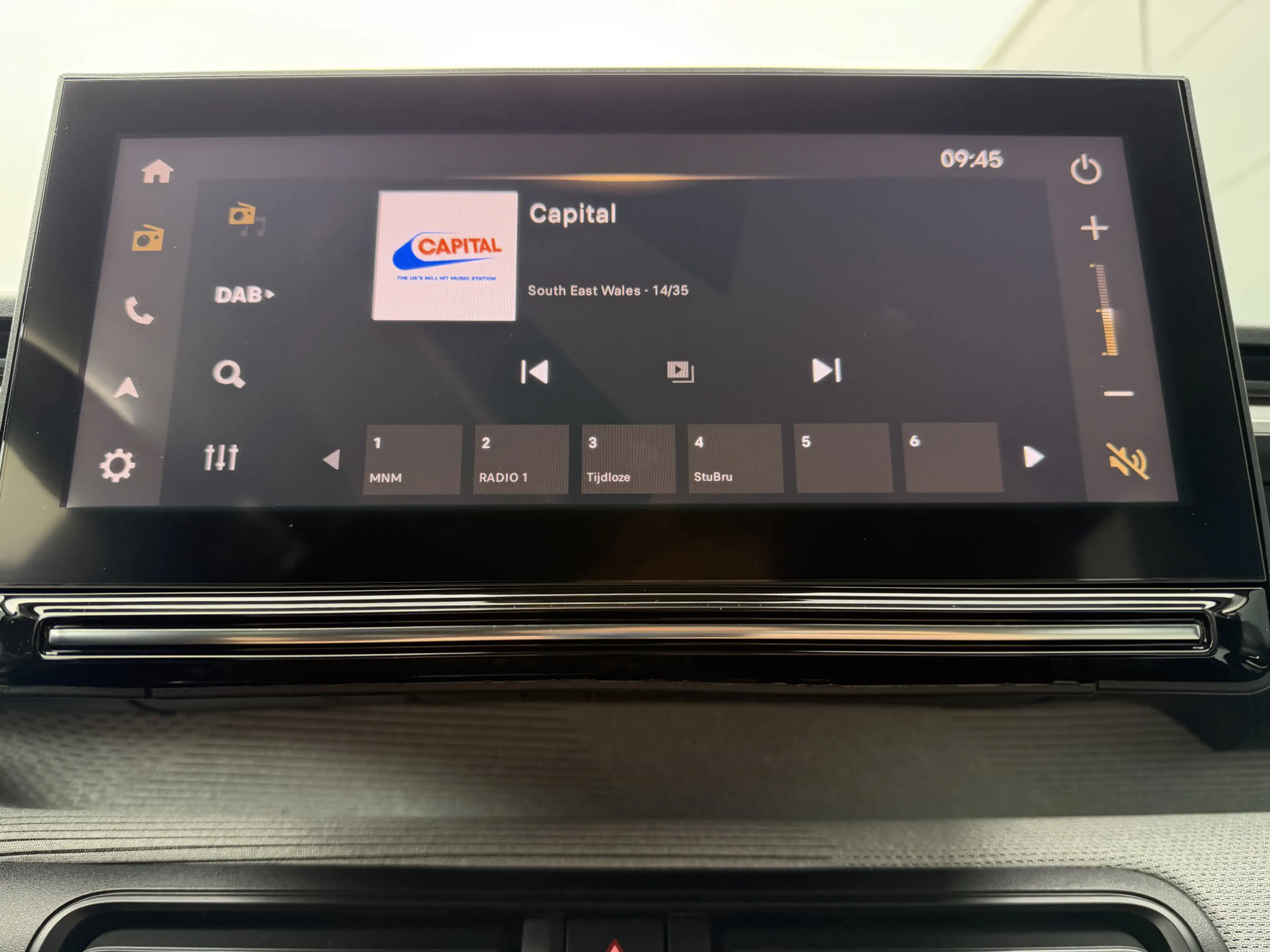 Citroen C3 Aircross Ë-C3 Max 113pk Comfort Range 44 kWh (Camera - Park — photo 18