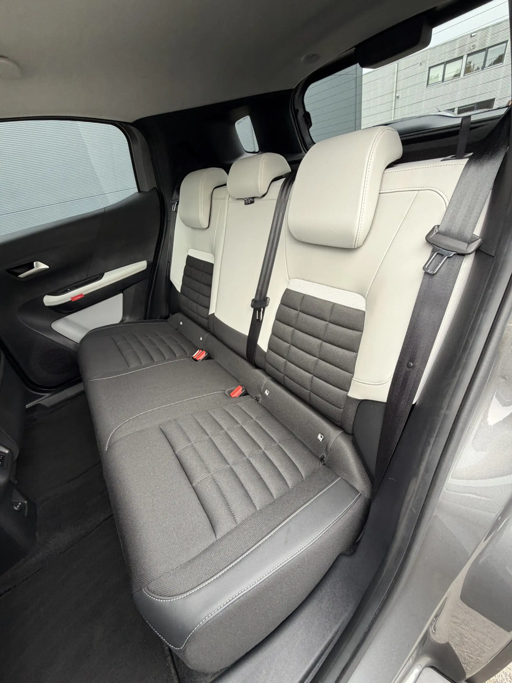 Citroen C3 Aircross Ë-C3 Max 113pk Comfort Range 44 kWh (Camera - Park — photo 12