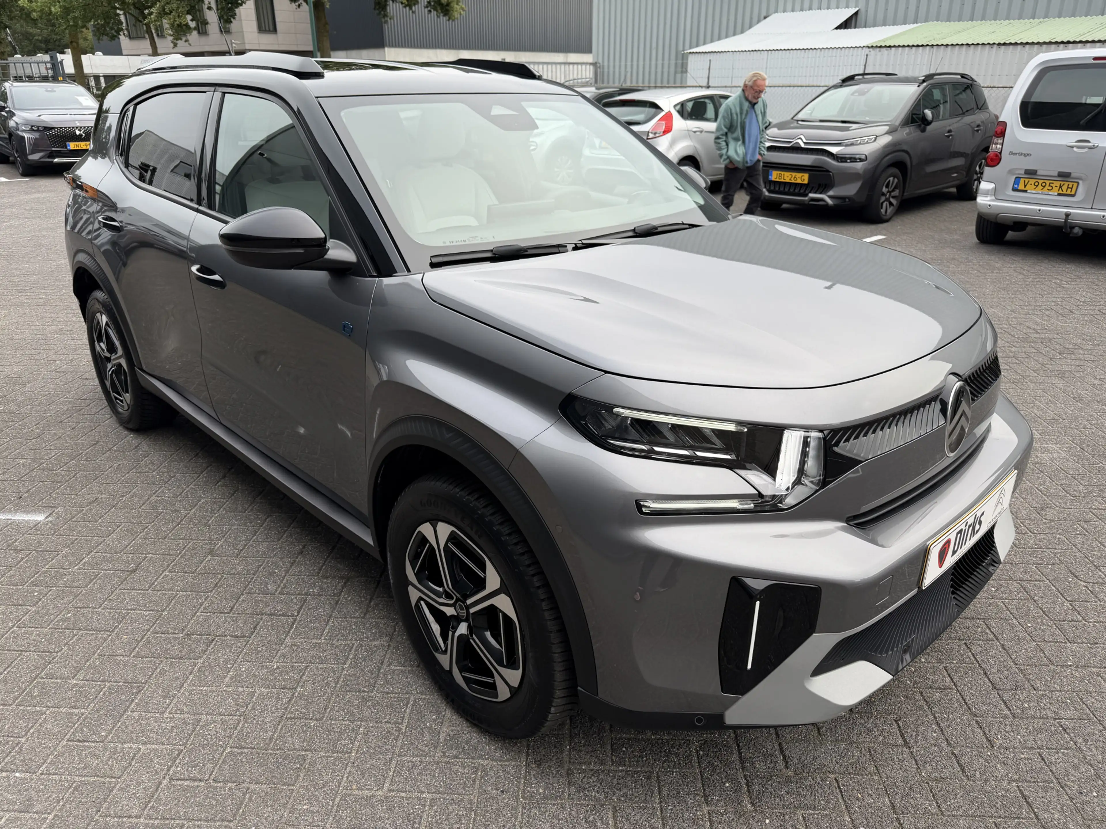 Citroen C3 Aircross Ë-C3 Max 113pk Comfort Range 44 kWh (Camera - Park — photo 6
