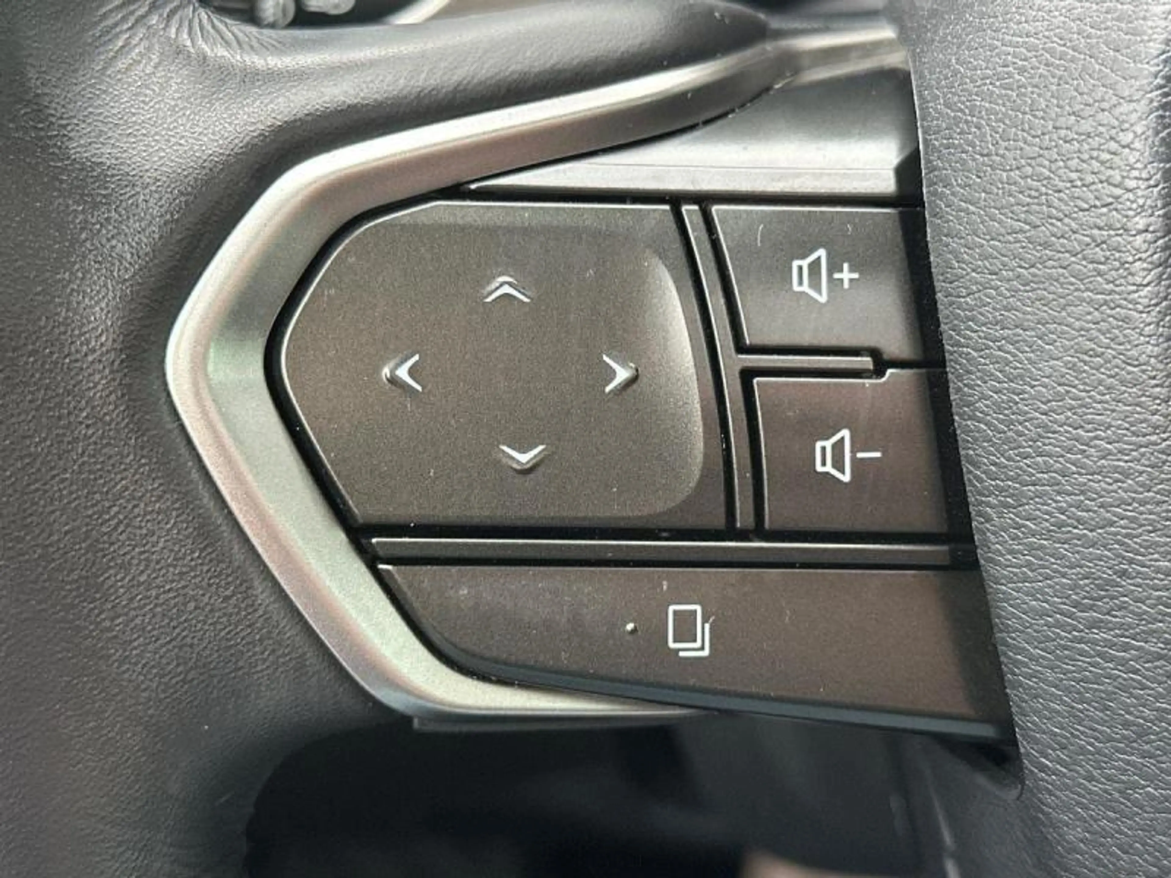 Lexus RX 450h Privilege Line 4x4+panodak+360°cam+nav+sens V+A — photo 13