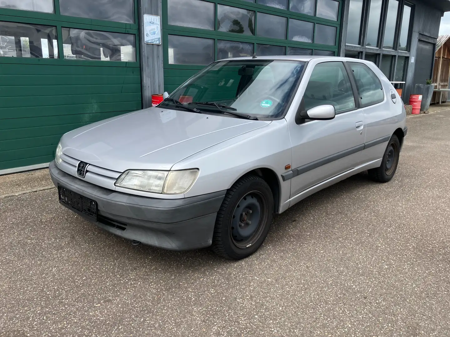 Peugeot 306 1.8 Style Automatik Klima Zahnriemen / TÜV Neu Silber - 1