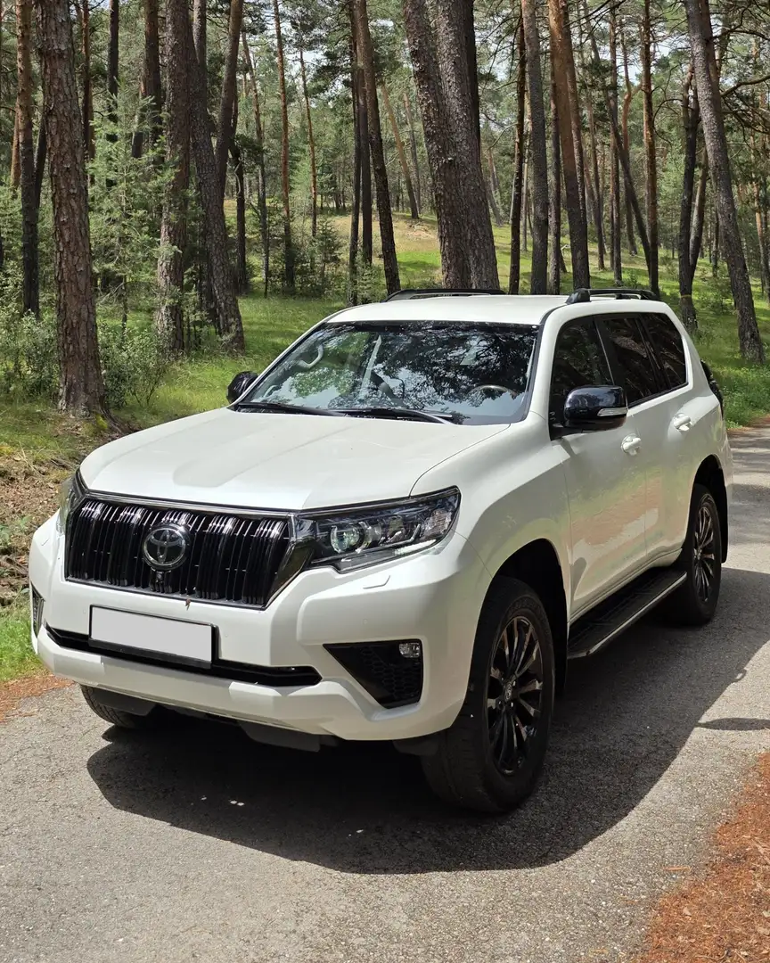Toyota Land Cruiser D-4D Limited Aut. White - 1