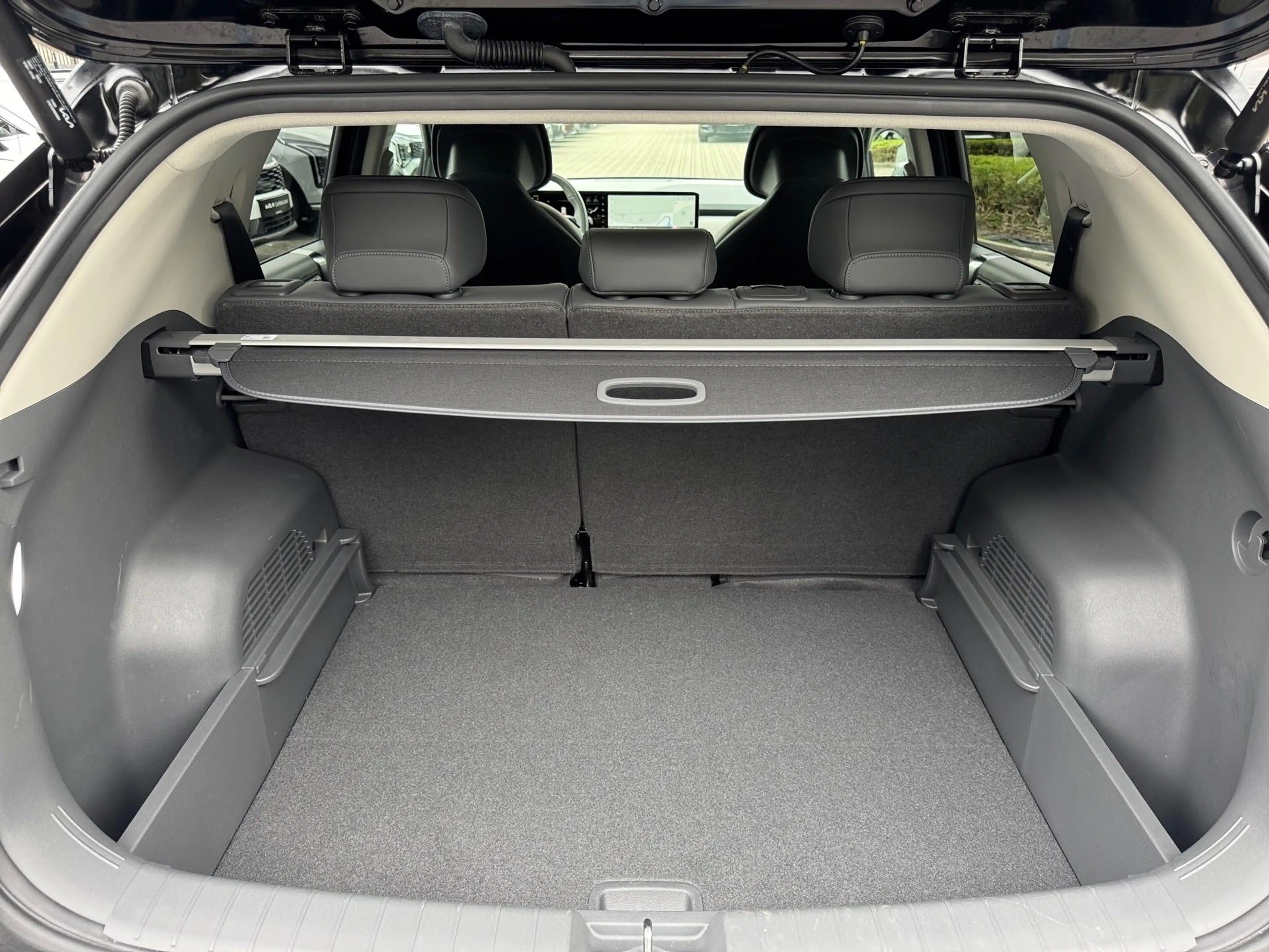 Kia EV3 81,4 kWh B-Plus - Drive Wise Pack + 19 inch — photo 22