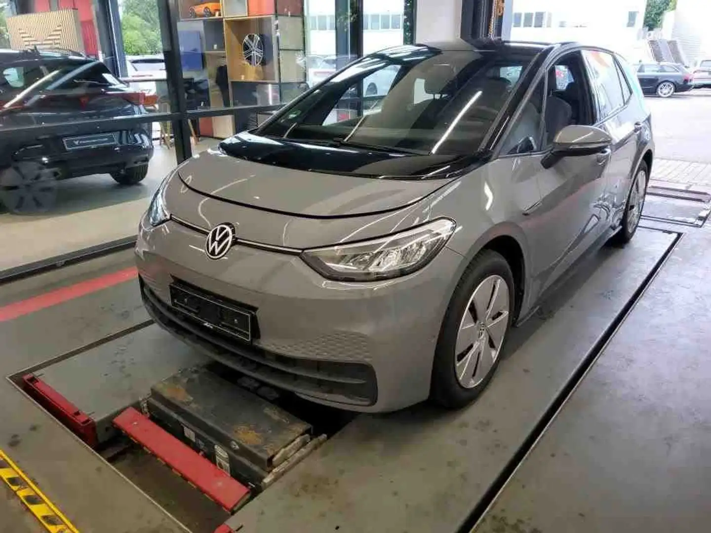 Volkswagen ID.3 Pro Performance *LED*KAMERA*NAVI*SITZH* Gris - 2