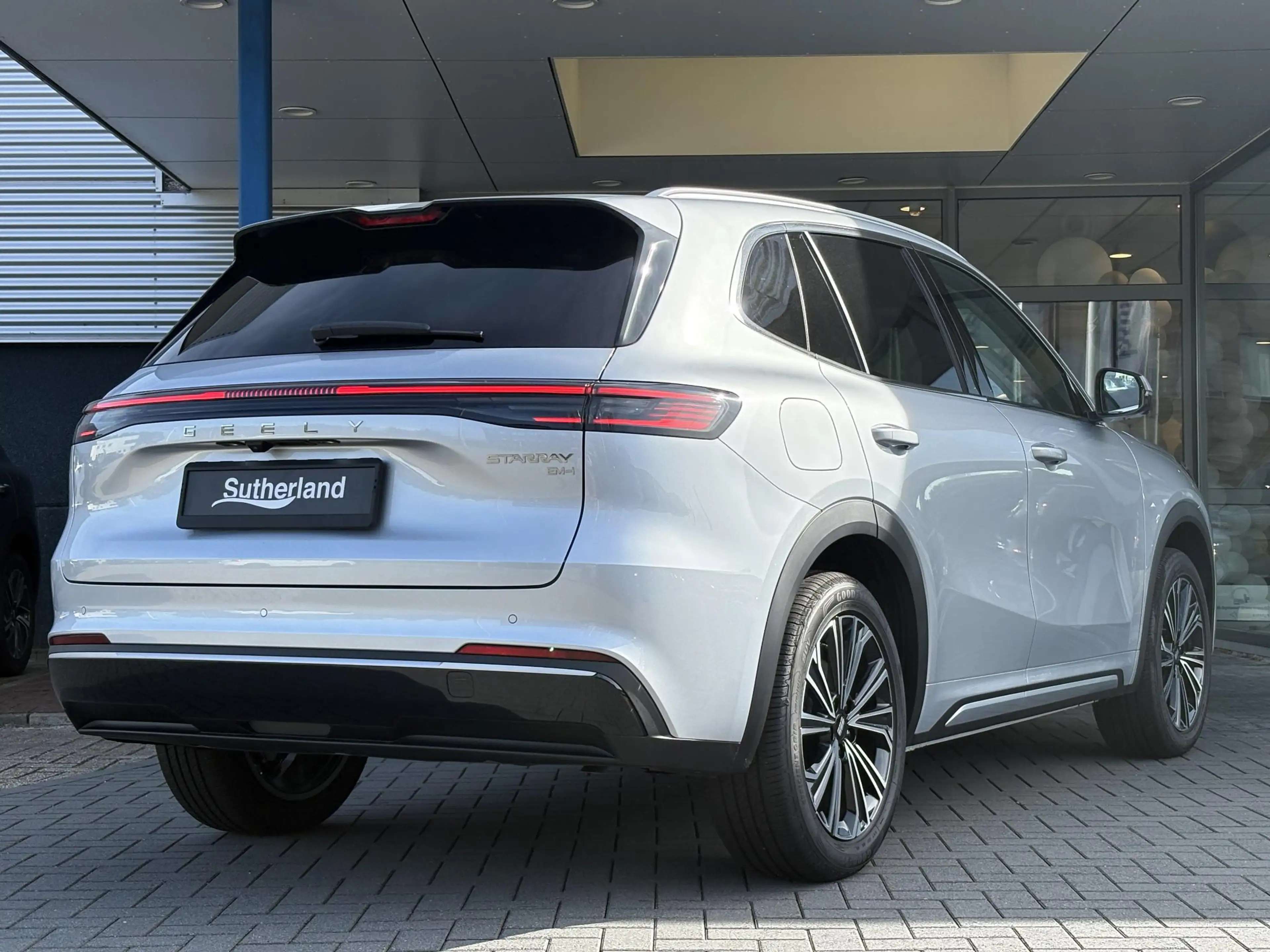 Geely Starray EM-i 1.5 Max+ 262 PK | Panoramadak | Stoelverwarming & — photo 9