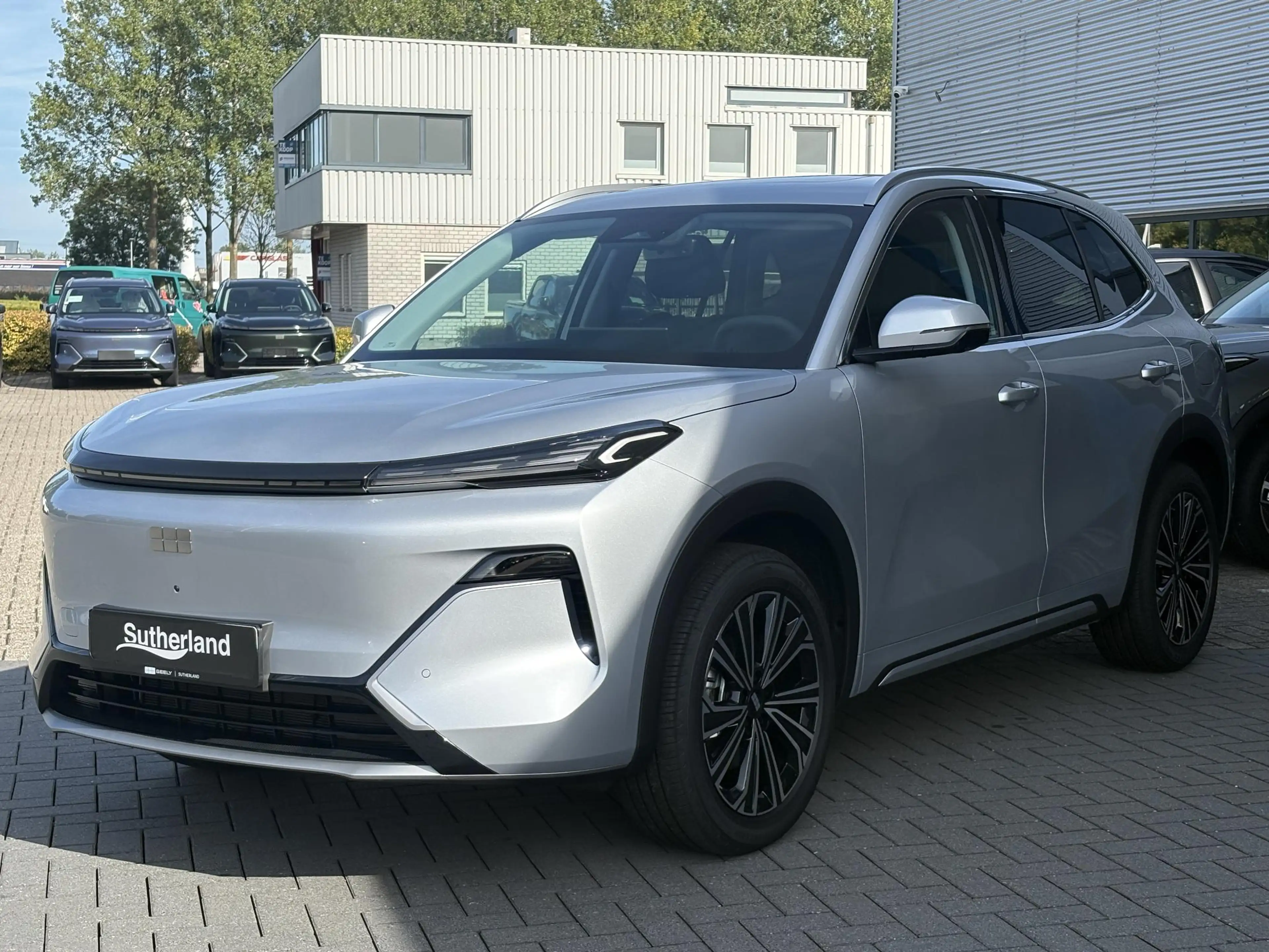Geely Starray EM-i 1.5 Max+ 262 PK | Panoramadak | Stoelverwarming & — photo 3