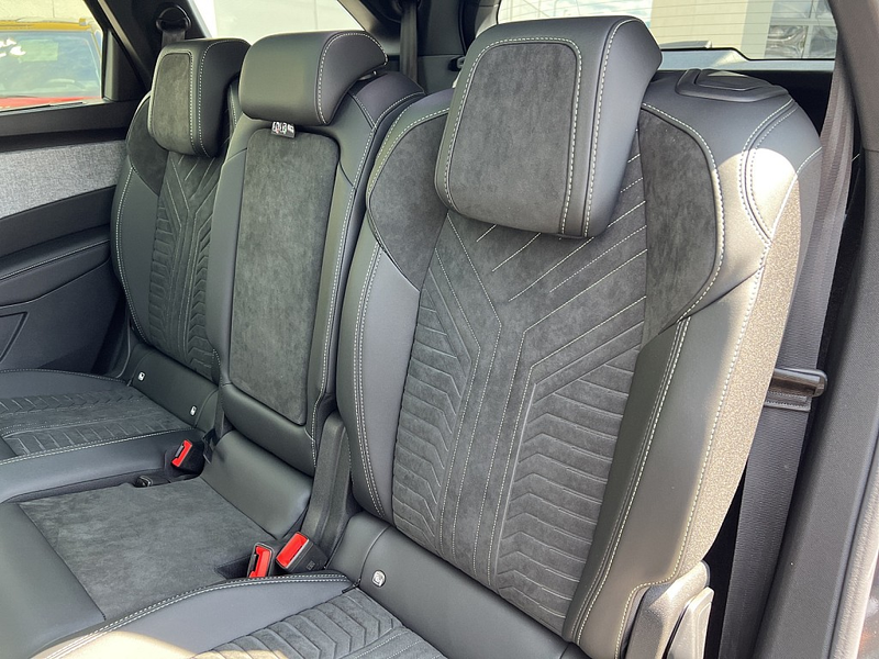 Peugeot 5008 mHEV 145 e-DCS6 GT Aut. — photo 11