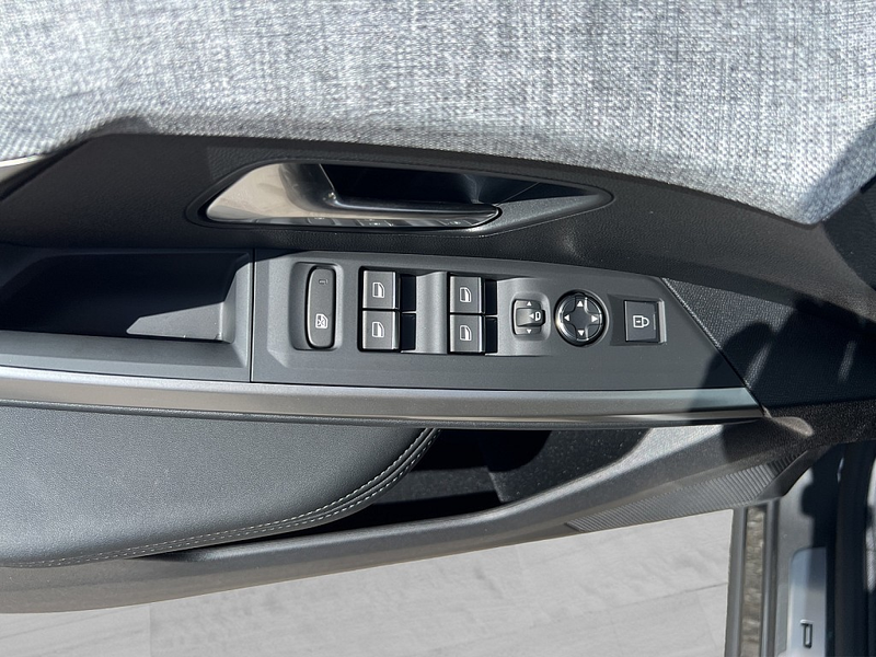 Peugeot 5008 mHEV 145 e-DCS6 GT Aut. — photo 14