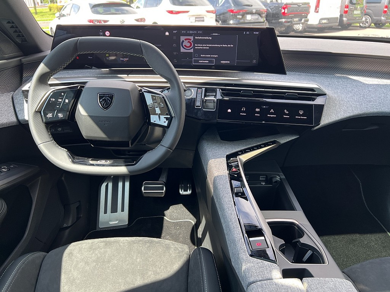 Peugeot 5008 mHEV 145 e-DCS6 GT Aut. — photo 9