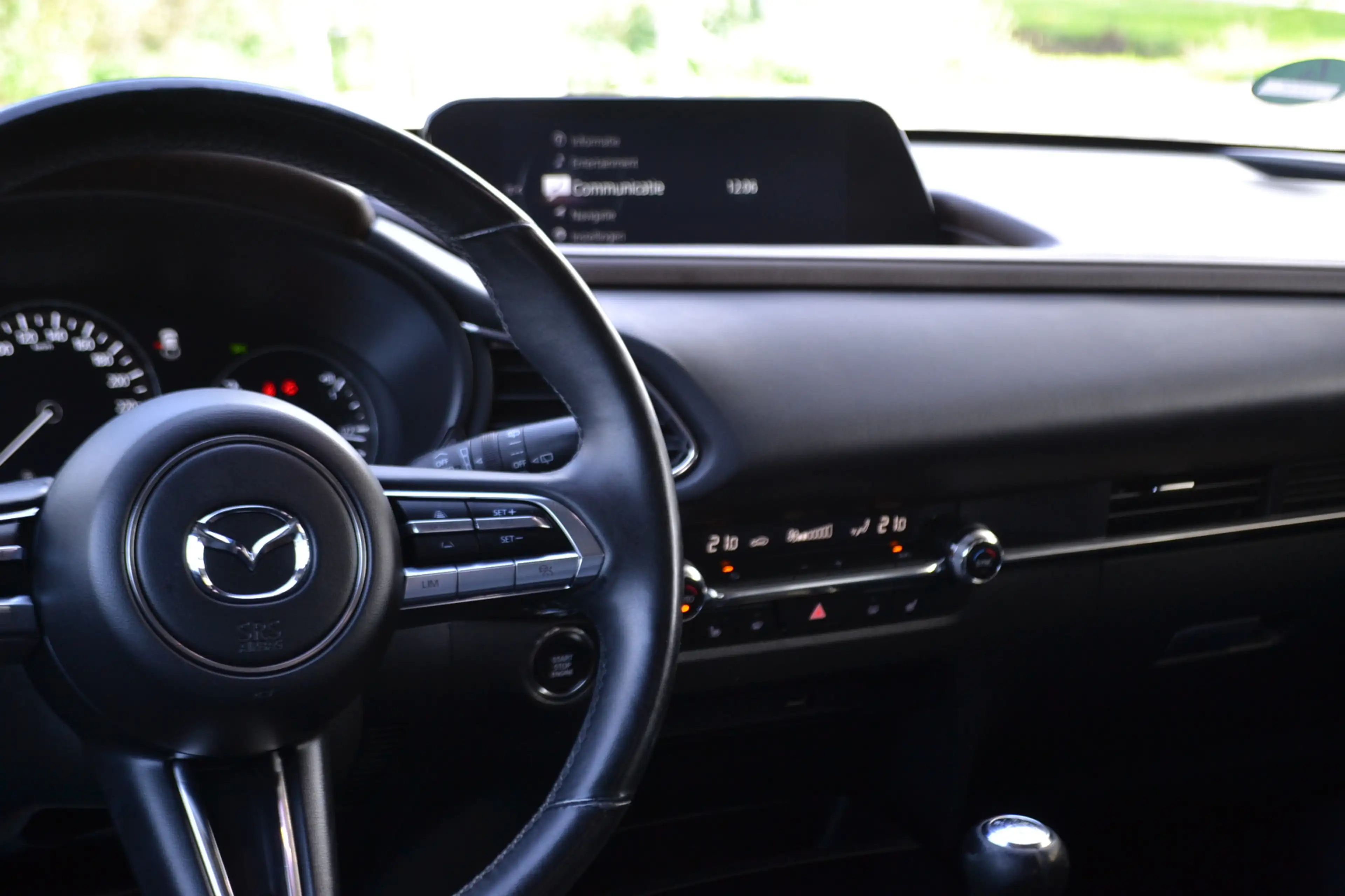 Mazda CX-30 2.0 e-SkyActiv-X M Hybrid Luxury BOSE | Memory sto — photo 20