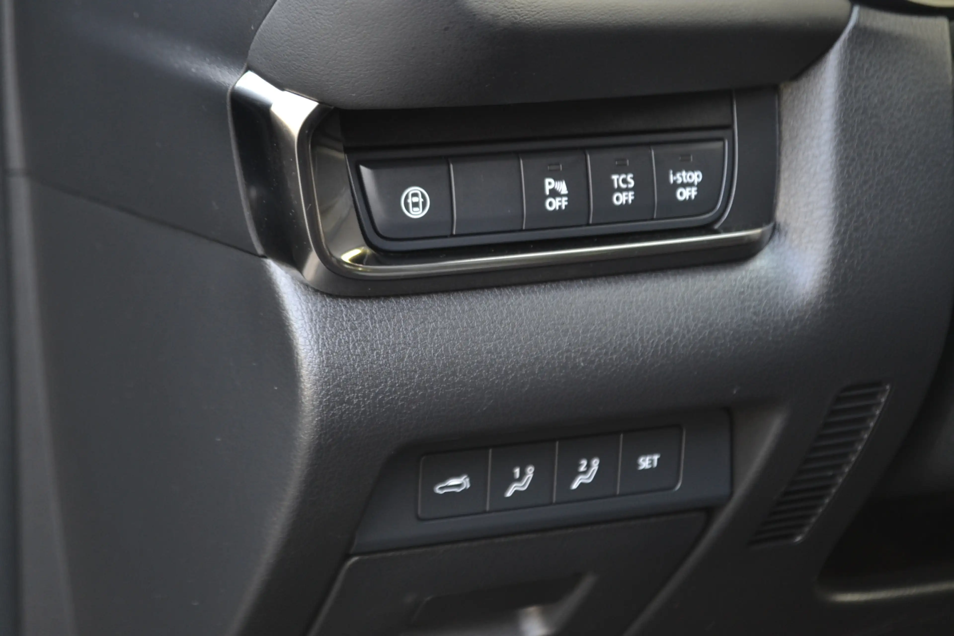 Mazda CX-30 2.0 e-SkyActiv-X M Hybrid Luxury BOSE | Memory sto — photo 23