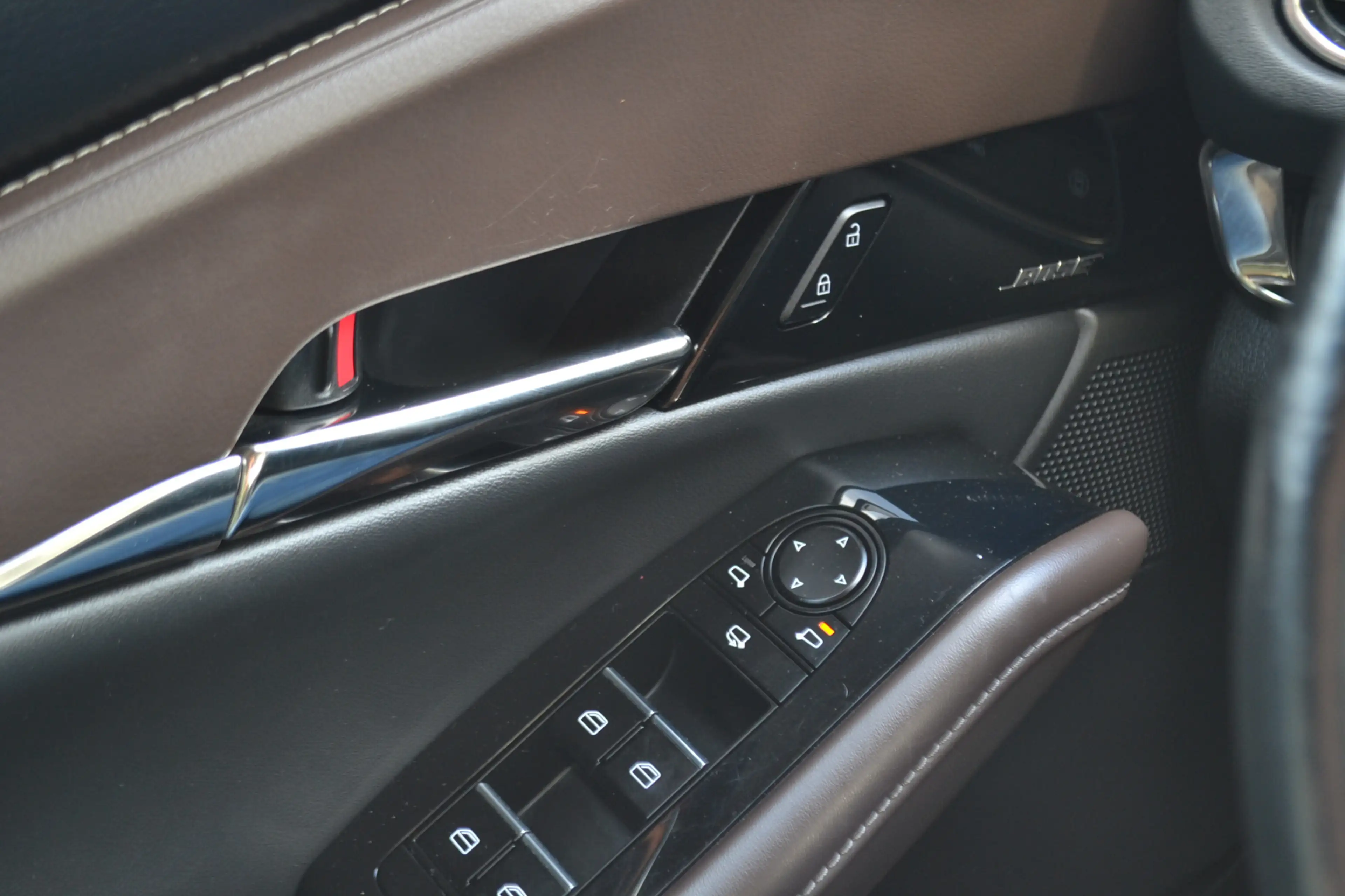 Mazda CX-30 2.0 e-SkyActiv-X M Hybrid Luxury BOSE | Memory sto — photo 28