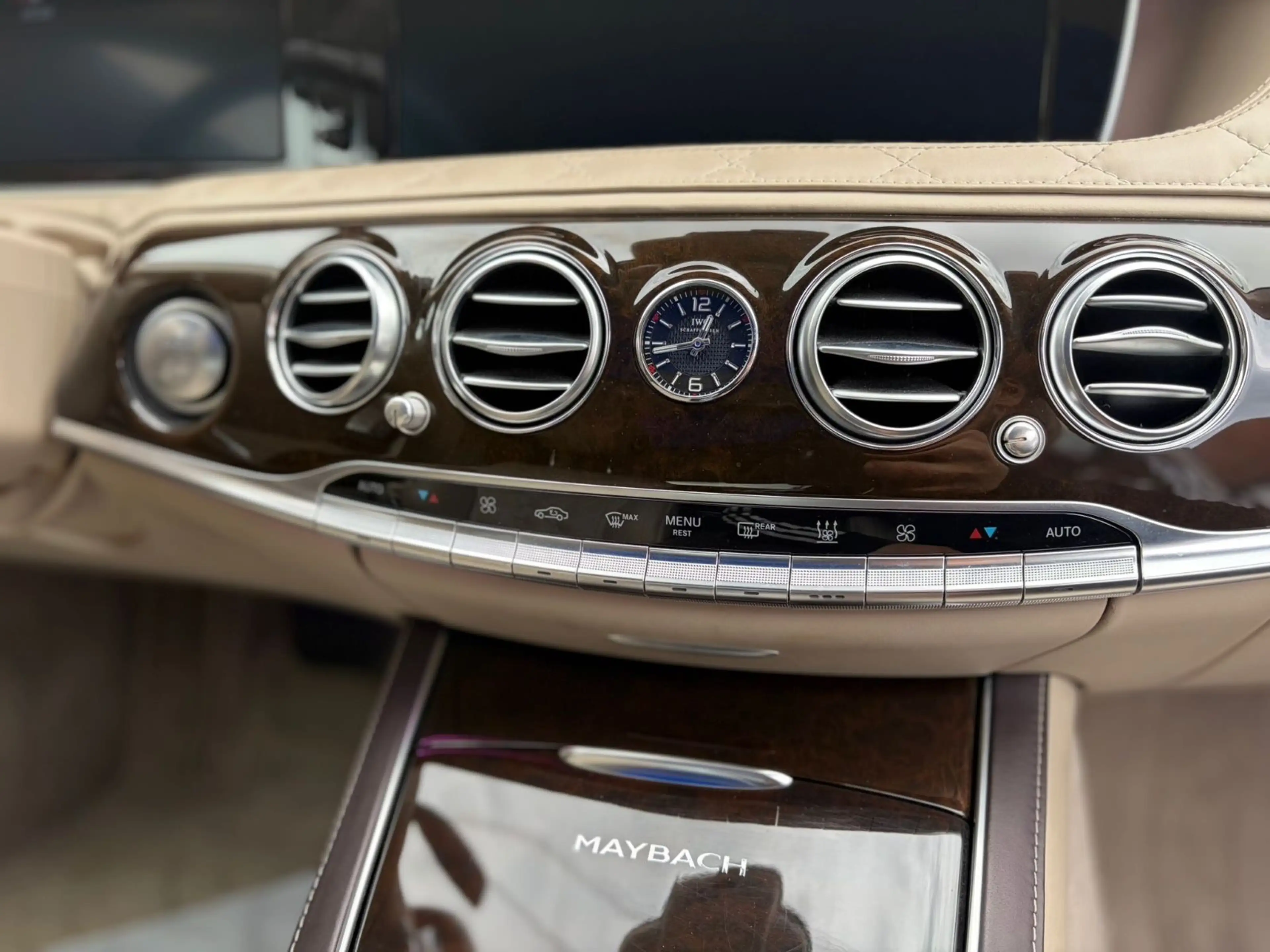 Mercedes-Benz S 500 S Maybach ,BRABUS, Limousine S 500 4Matic — photo 29