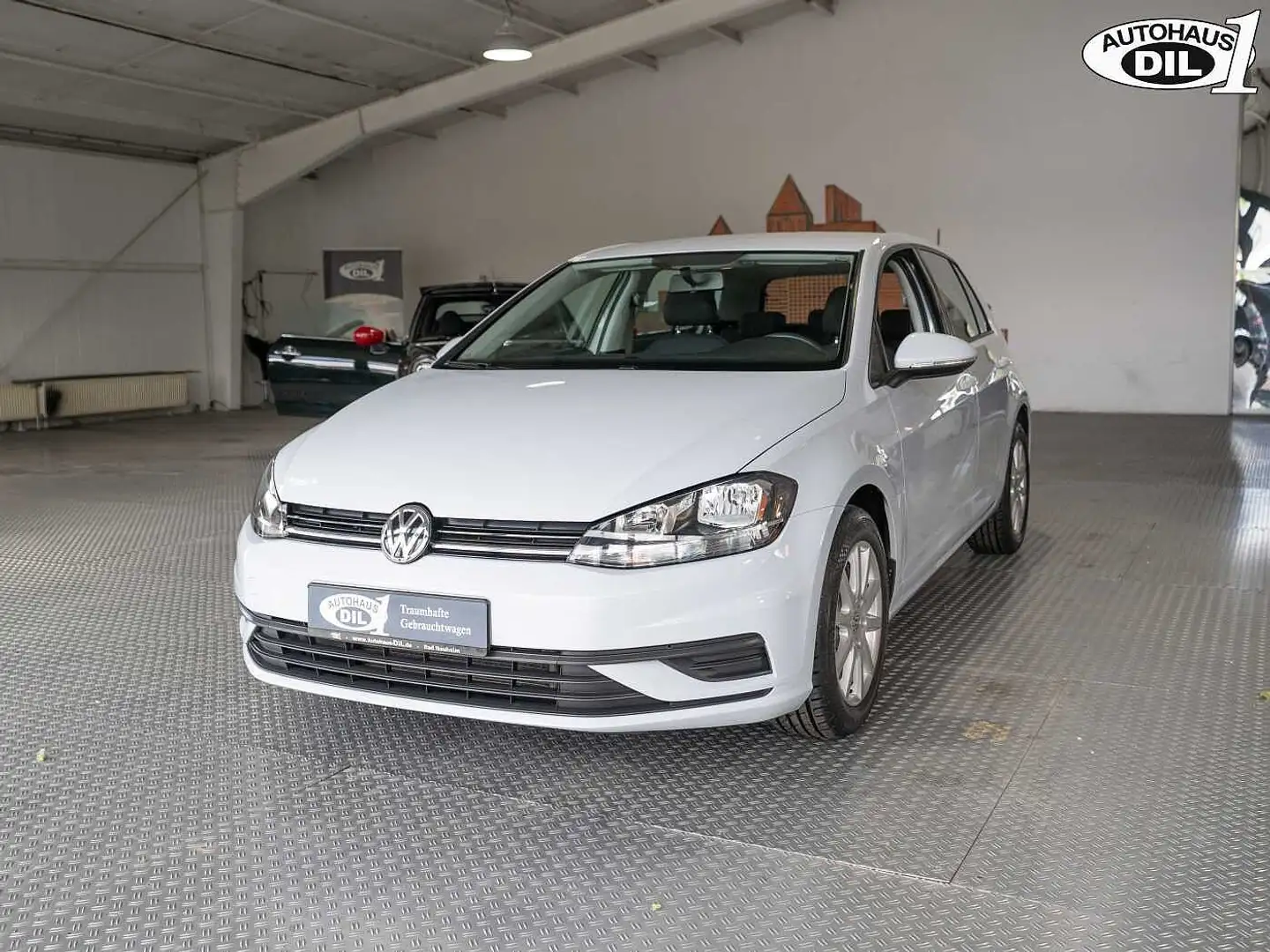Volkswagen Golf VII 1.0 TSI Trendline *LED* Argent - 2