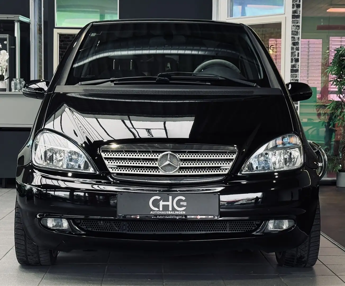 Mercedes-Benz A 210 L Evolution AMG Schwarz - 2