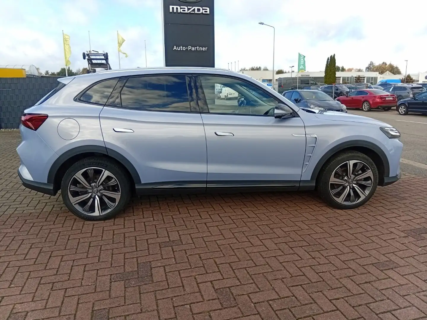 MG Marvel R Performance Grau - 2