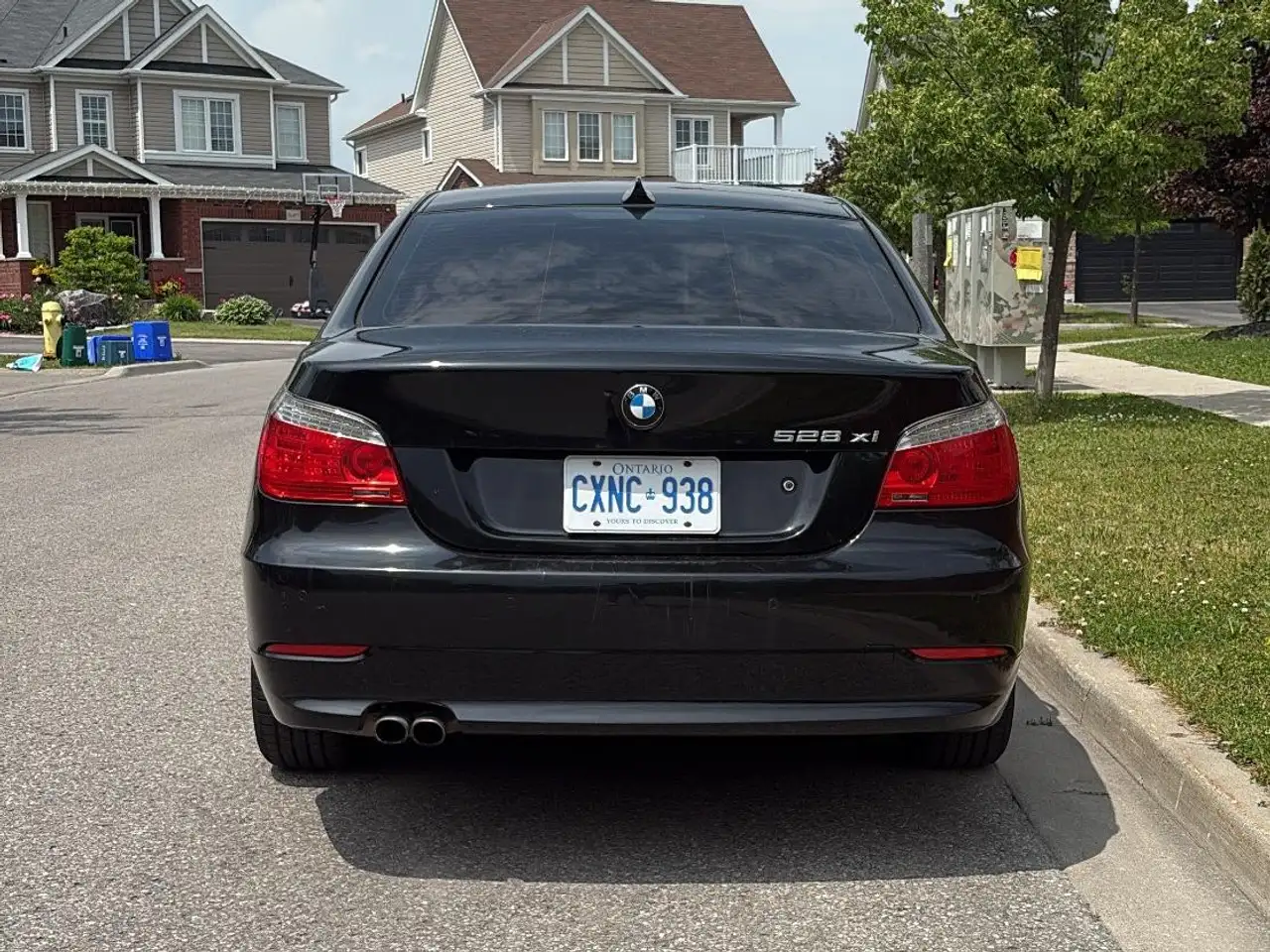 BMW 5 Series photo BMW 5 Series