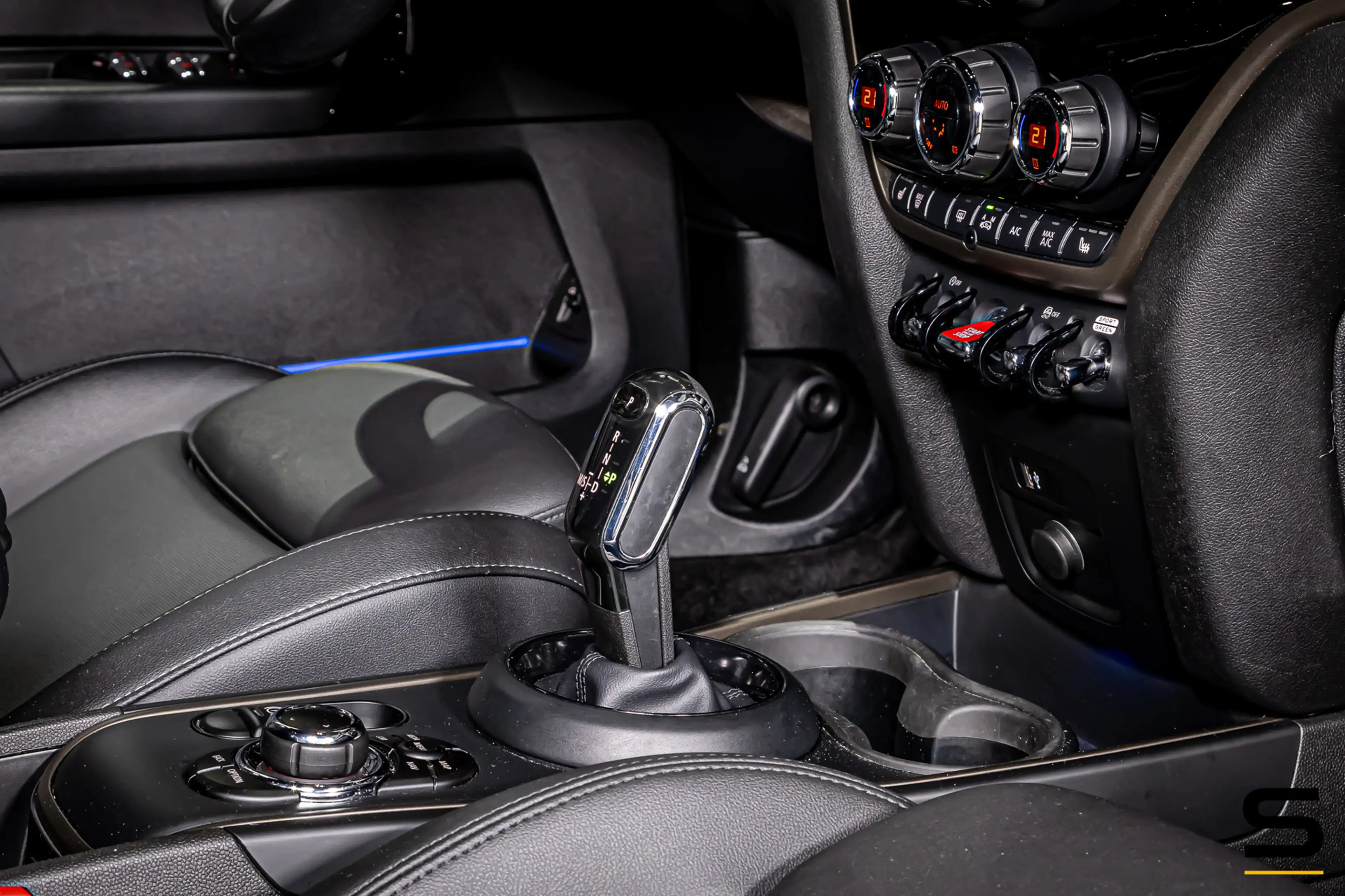 MINI Cooper Countryman 1.5 Essential|Leder|StoelV|1eig|Cam — photo 39