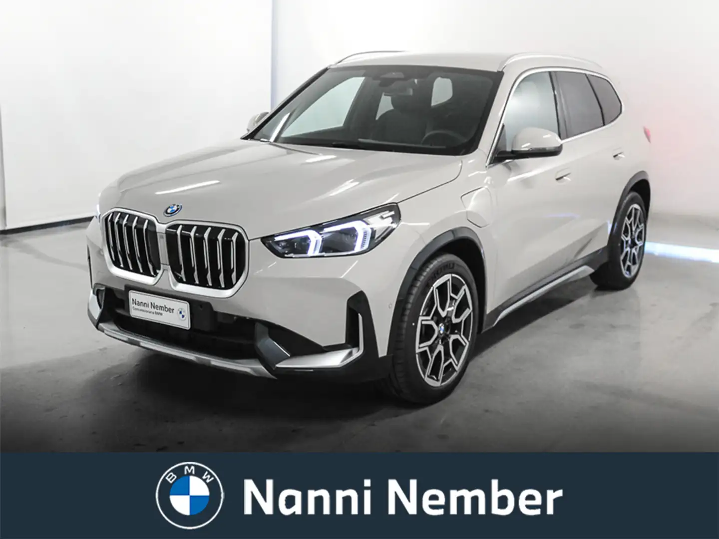 BMW X1 xDrive25e Special Edition - 1