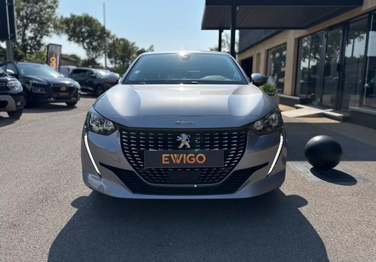 Peugeot 208 208 — photo 17