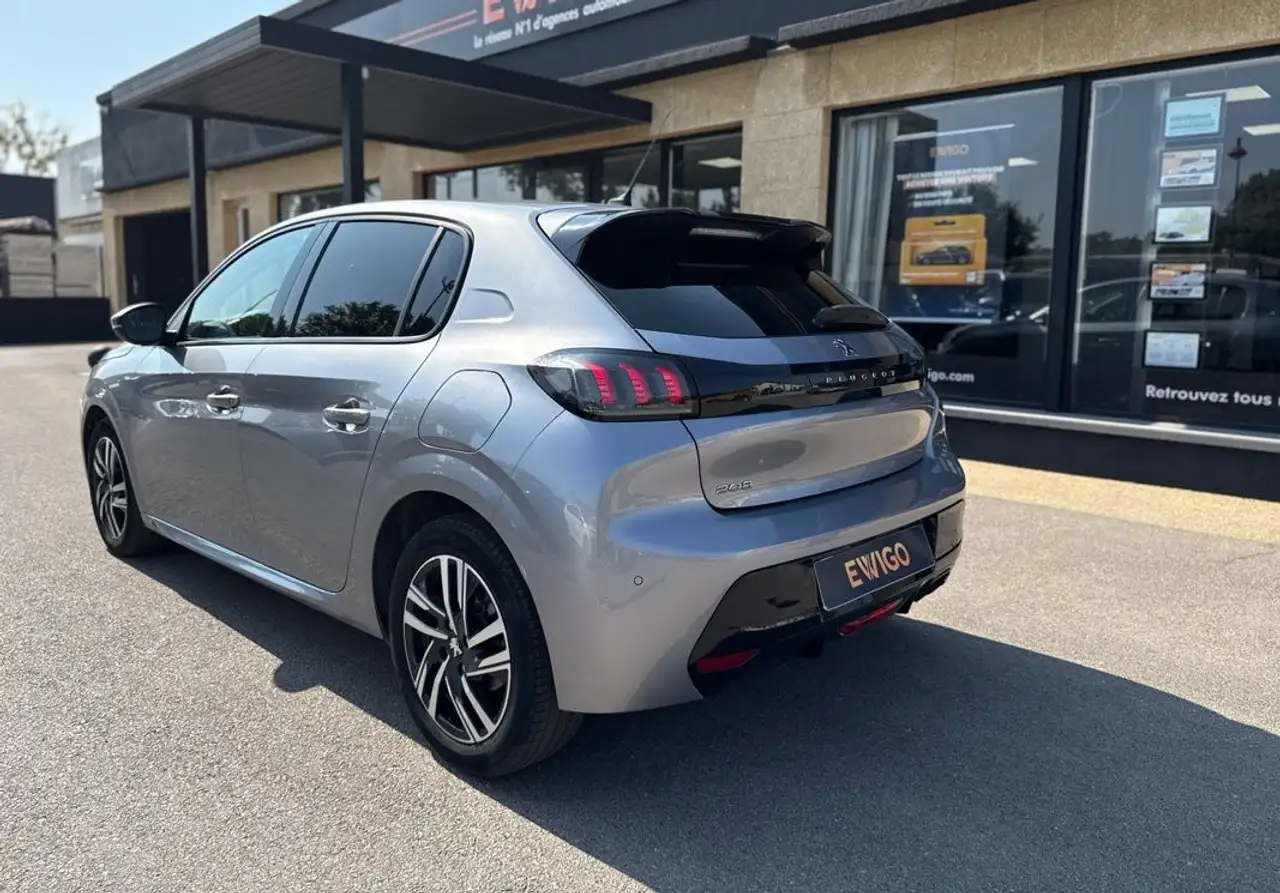 Peugeot 208 208 — photo 19
