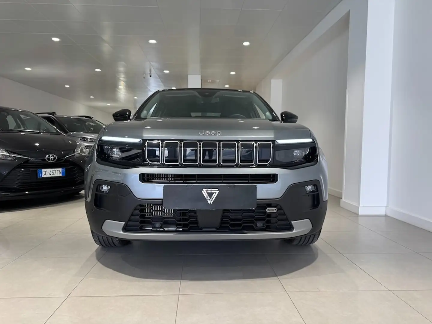 Jeep Avenger Avenger 1.2 turbo Summit fwd 100cv Gris - 2