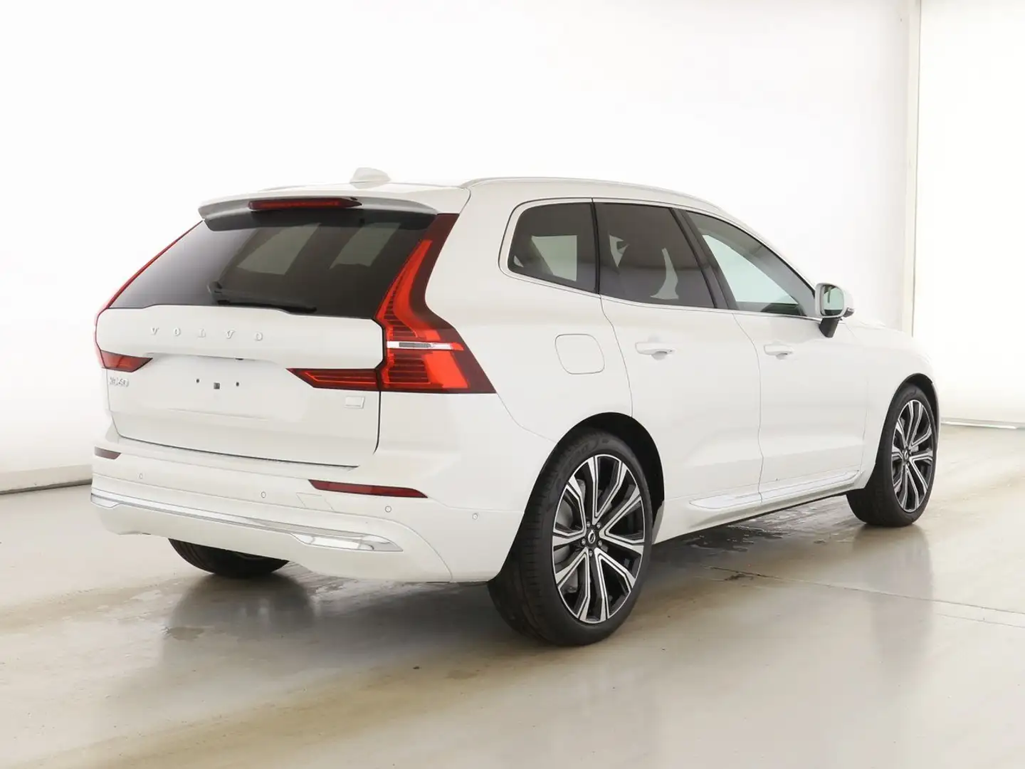 Volvo XC60 T8 Recharge AWD Plus Bright 21"+LUFTFAHRWER Weiß - 2