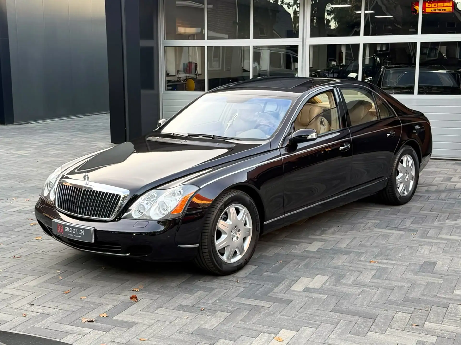벤츠 S-클래스 57 5.5 V12 2004 검정 사진 2