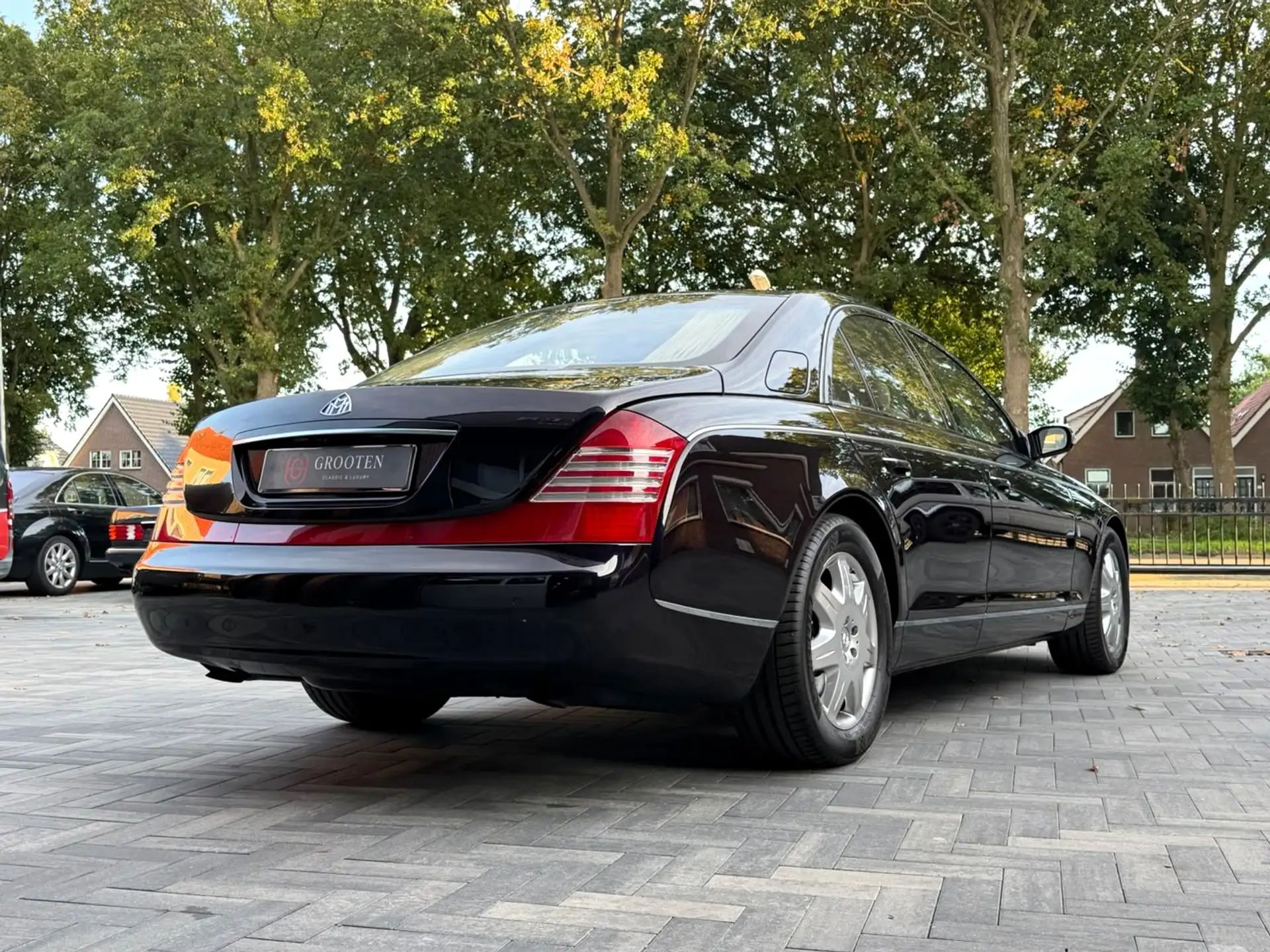 벤츠 S-클래스 57 5.5 V12 2004 검정 사진 5