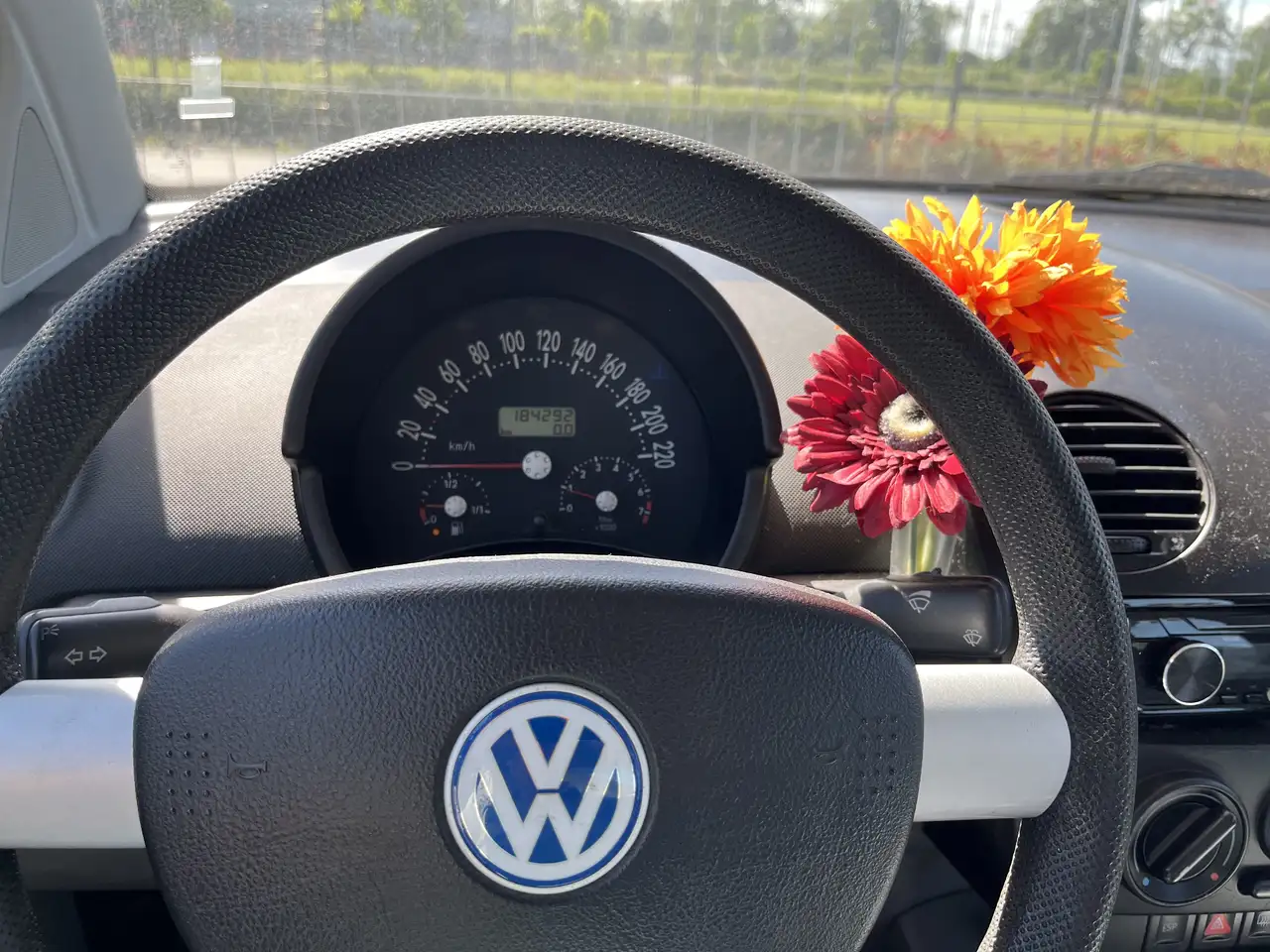 Volkswagen New Beetle 1.6, foto 6