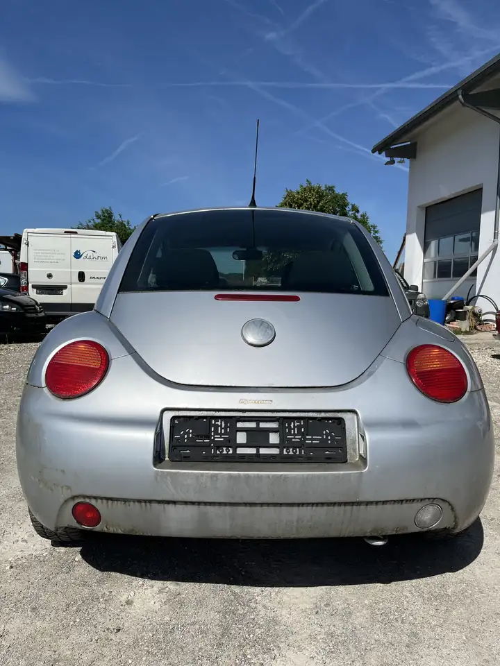 Volkswagen New Beetle 1.6, foto 4