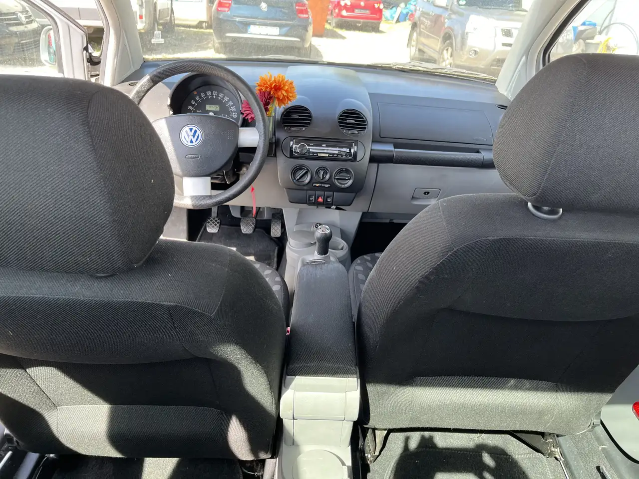 Volkswagen New Beetle 1.6, foto 5