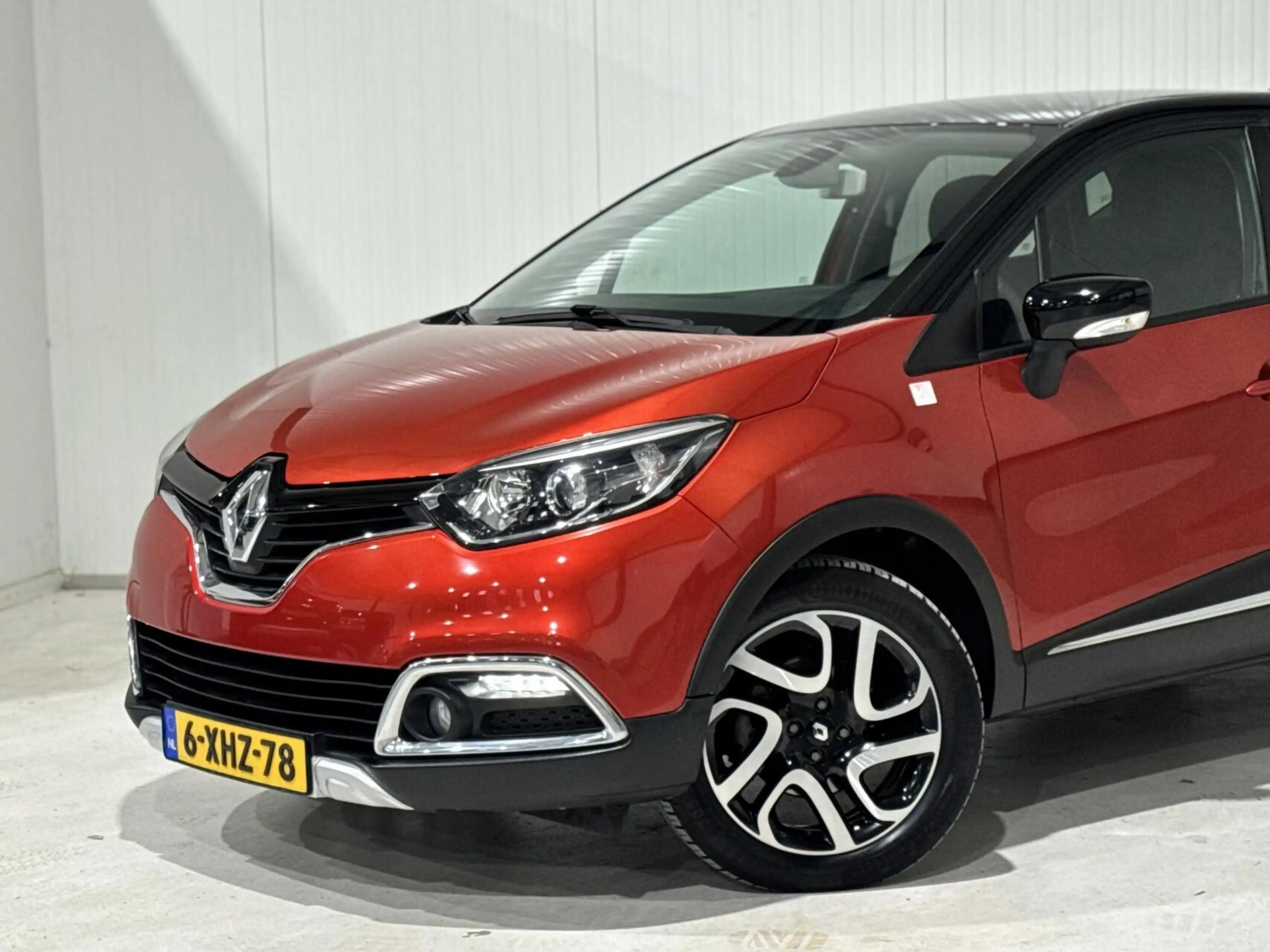 Renault Captur 1.2 TCe Helly Hansen|KEYLESS|CAMERA|CRUISE — photo 10