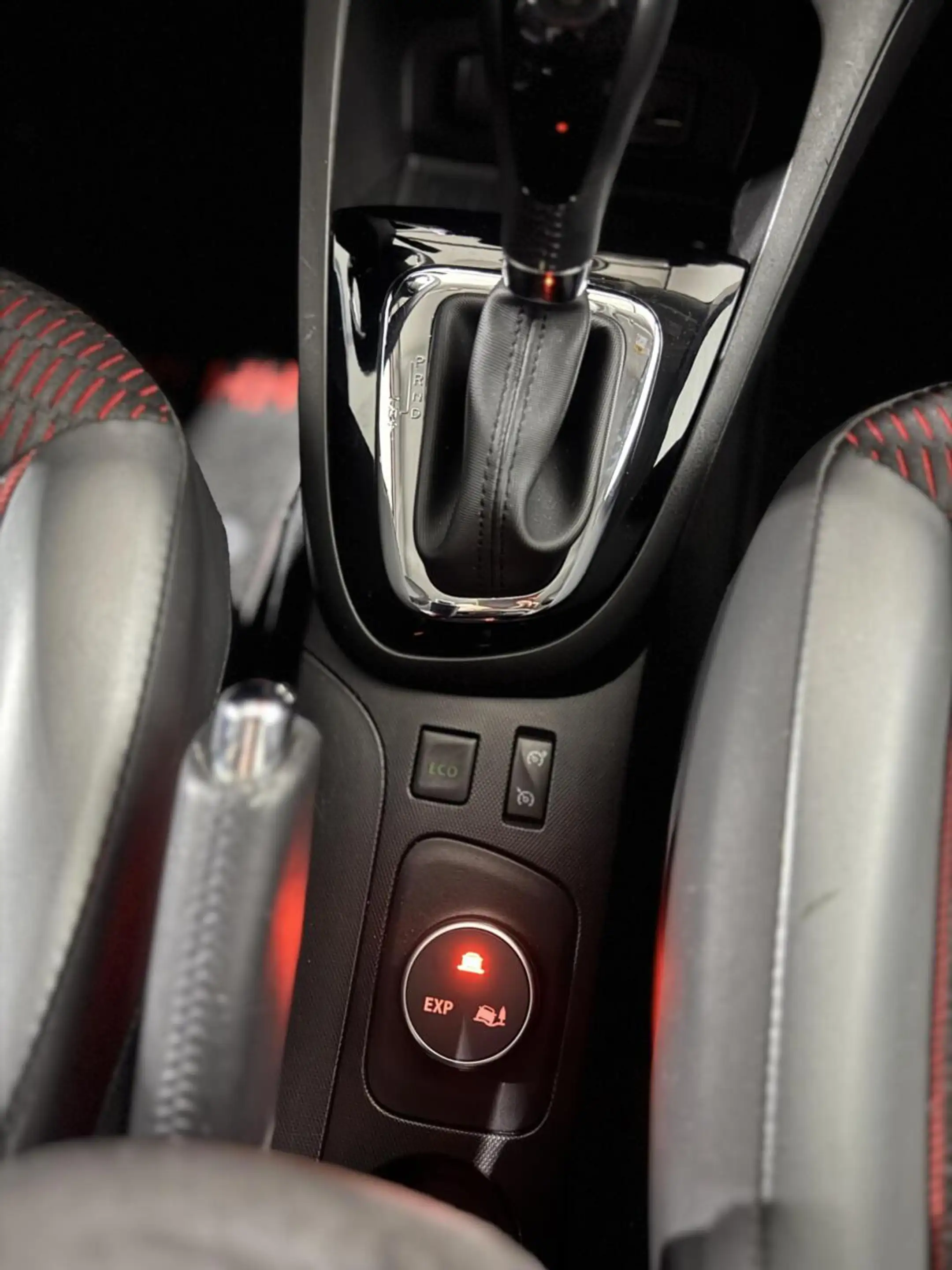 Renault Captur 1.2 TCe Helly Hansen|KEYLESS|CAMERA|CRUISE — photo 24
