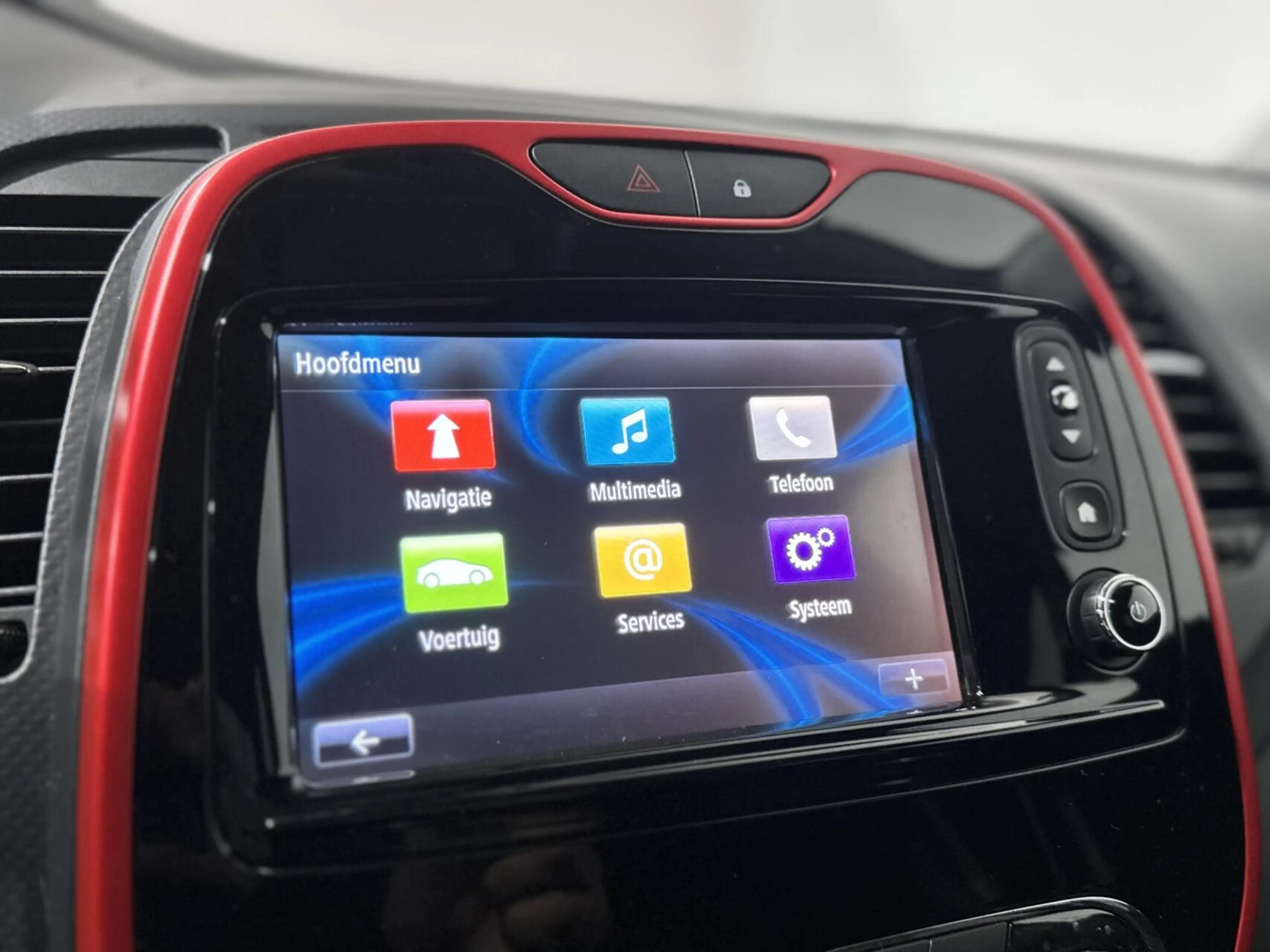 Renault Captur 1.2 TCe Helly Hansen|KEYLESS|CAMERA|CRUISE — photo 17