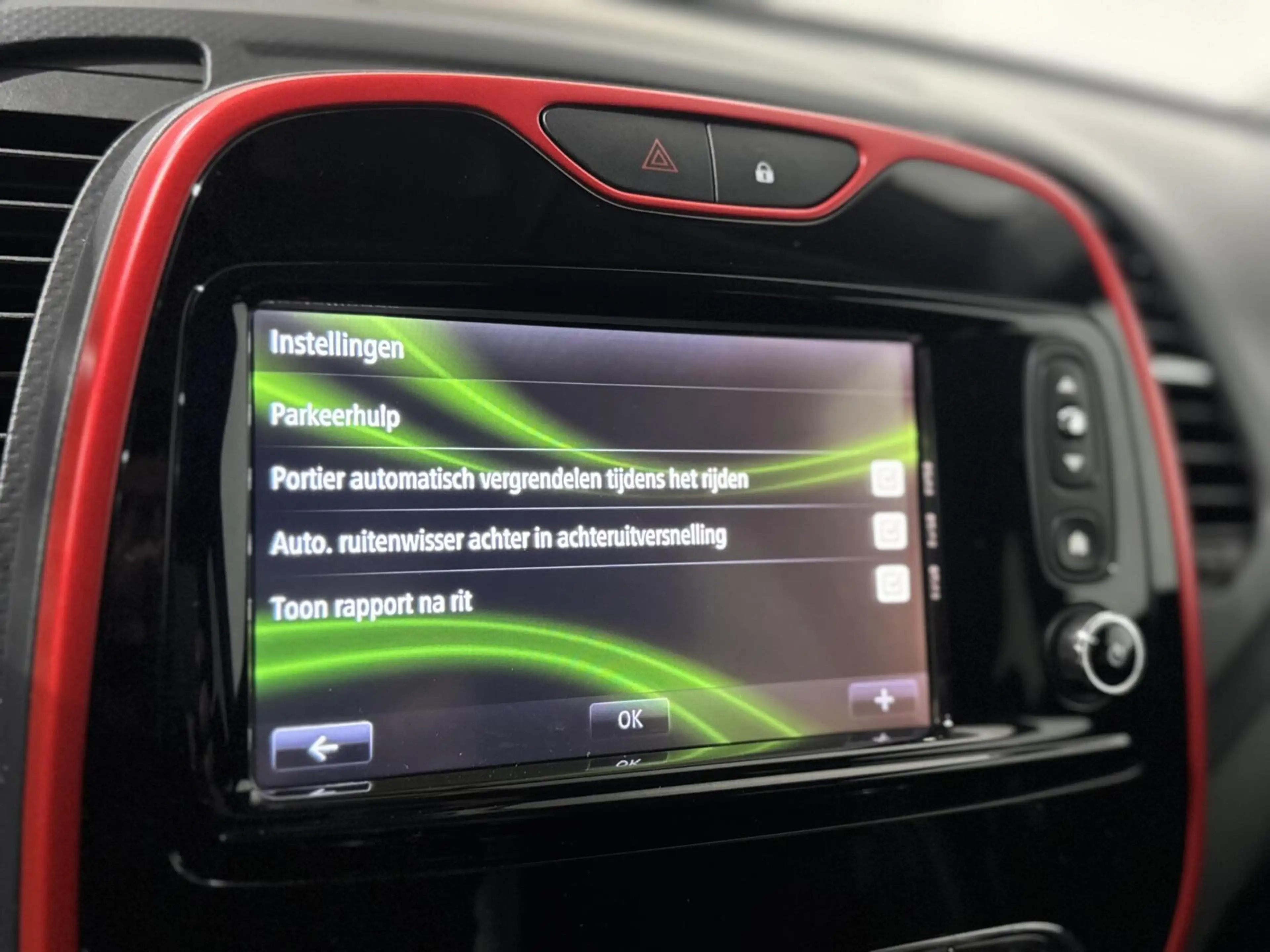 Renault Captur 1.2 TCe Helly Hansen|KEYLESS|CAMERA|CRUISE — photo 19