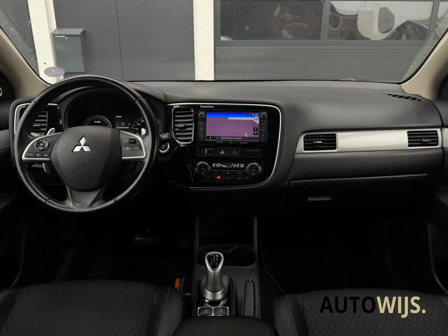 Mitsubishi Outlander 2.0 PHEV Executive Edition|NL AUTO|CAMERA|GOED OND Wit - 2