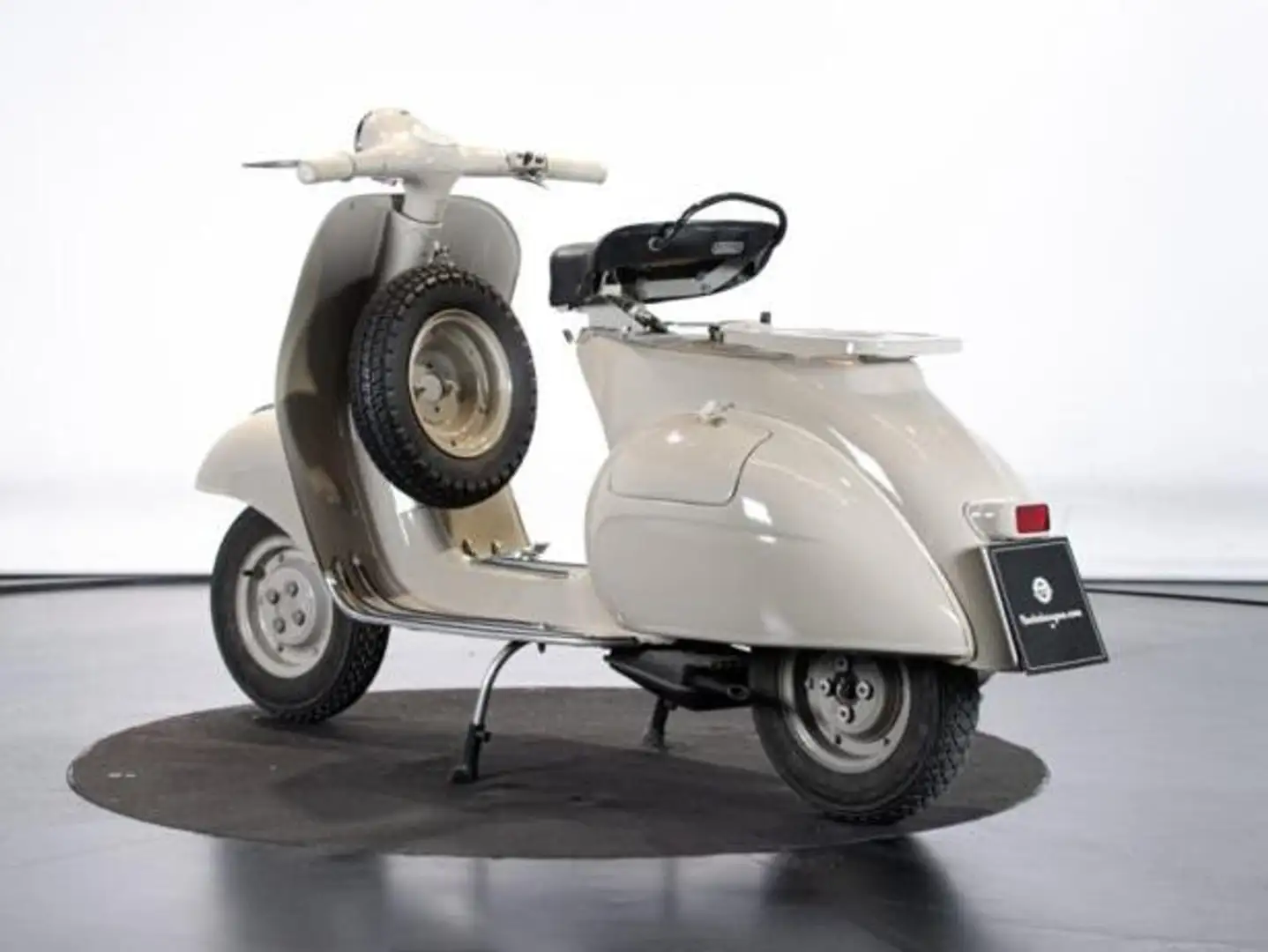 Piaggio VESPA 125 Bianco - 2