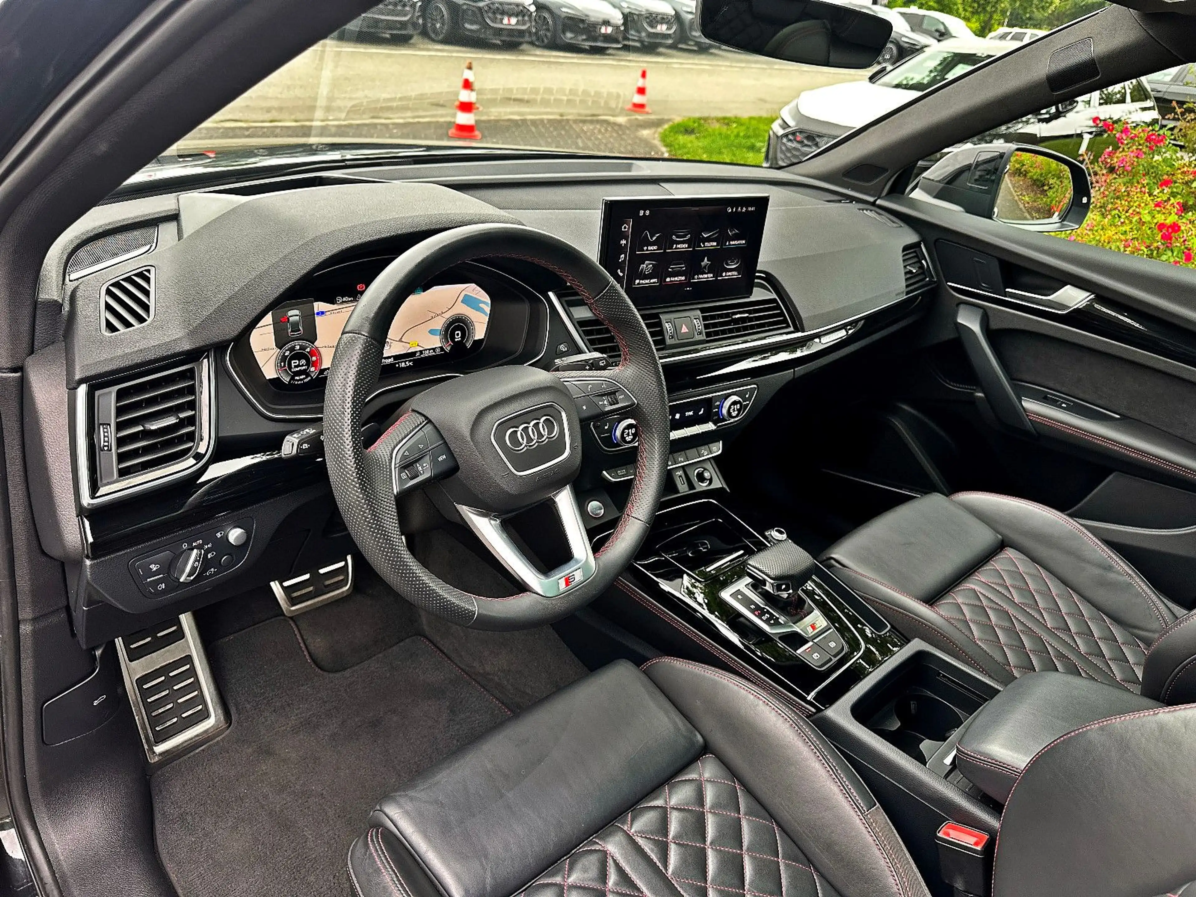 Audi SQ5 TDI qu BLACK HuD AHK LEDER 360° ACC — photo 10