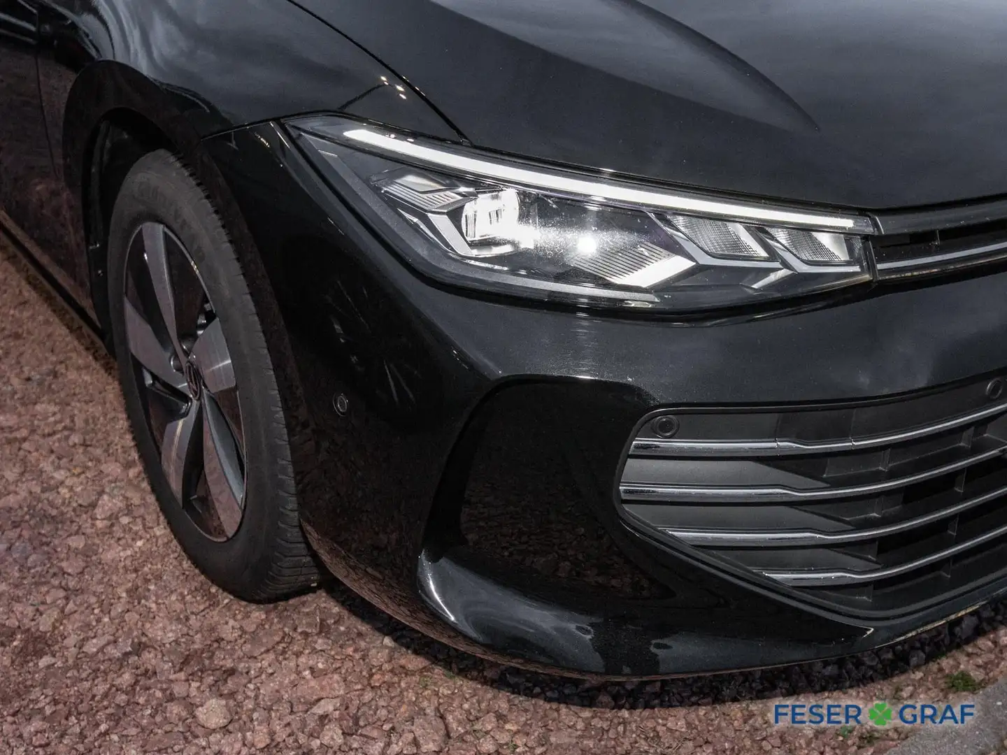 Volkswagen Passat Variant 1.5 TSI Business DSG AHK/Lenkrhz/Keyl/elHeckl Zwart - 2