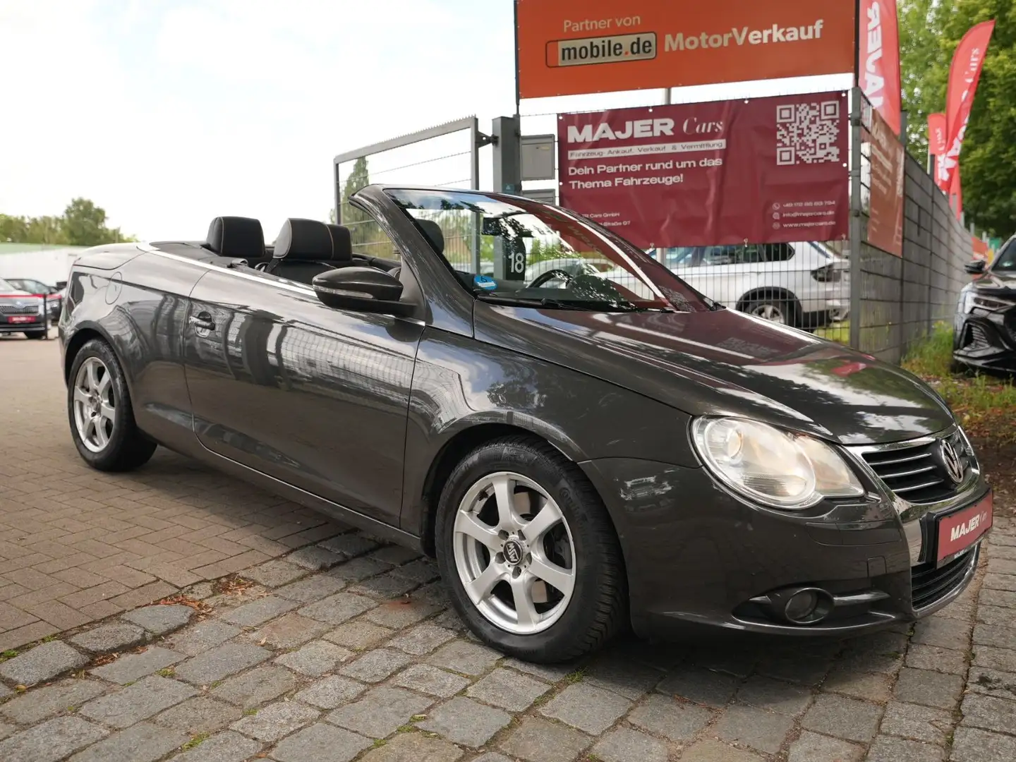 Volkswagen Eos 2.0 TDI Cabrio XENON*SCHIEBEDACH*CARPLAY*NAV Grau - 1