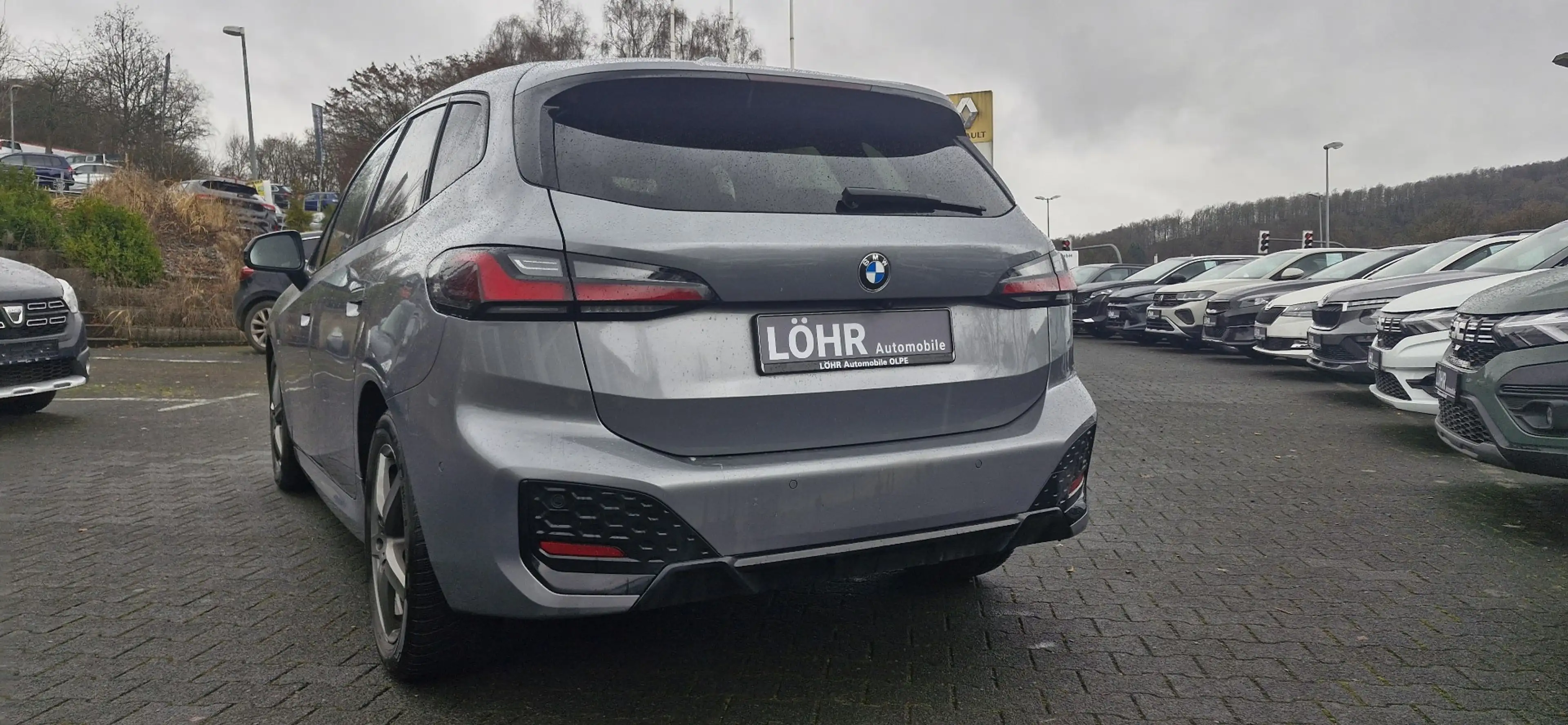 BMW 223 223 i M Sport — photo 5