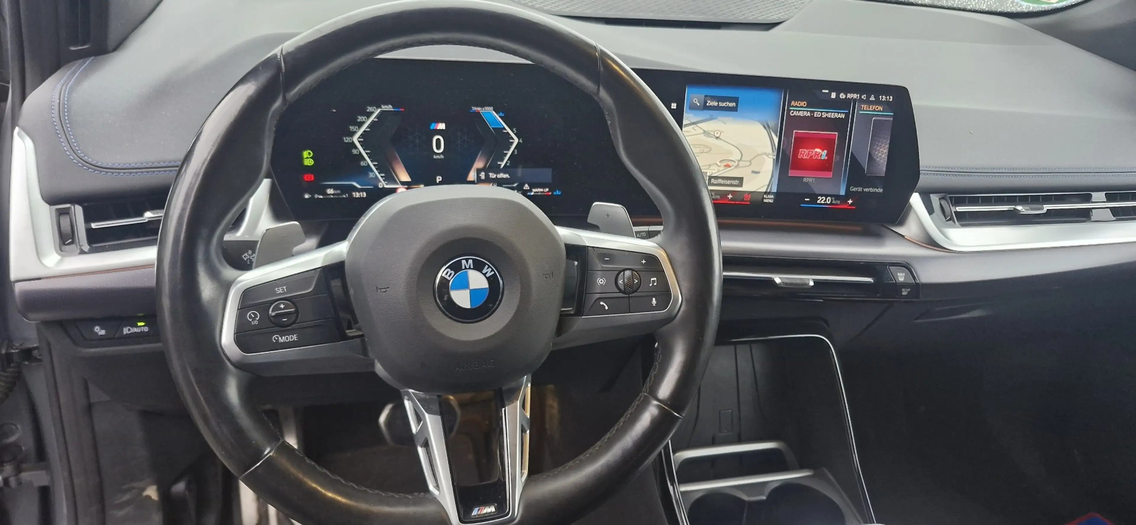 BMW 223 223 i M Sport — photo 4