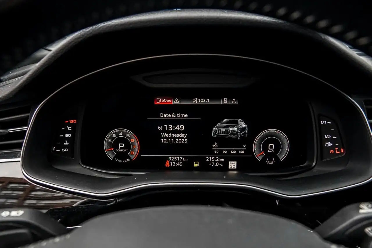 Audi Q8 снимка Audi Q8