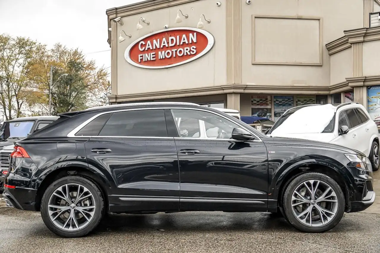 Audi Q8 снимка Audi Q8