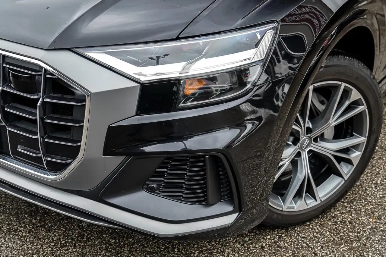 Audi Q8 снимка Audi Q8