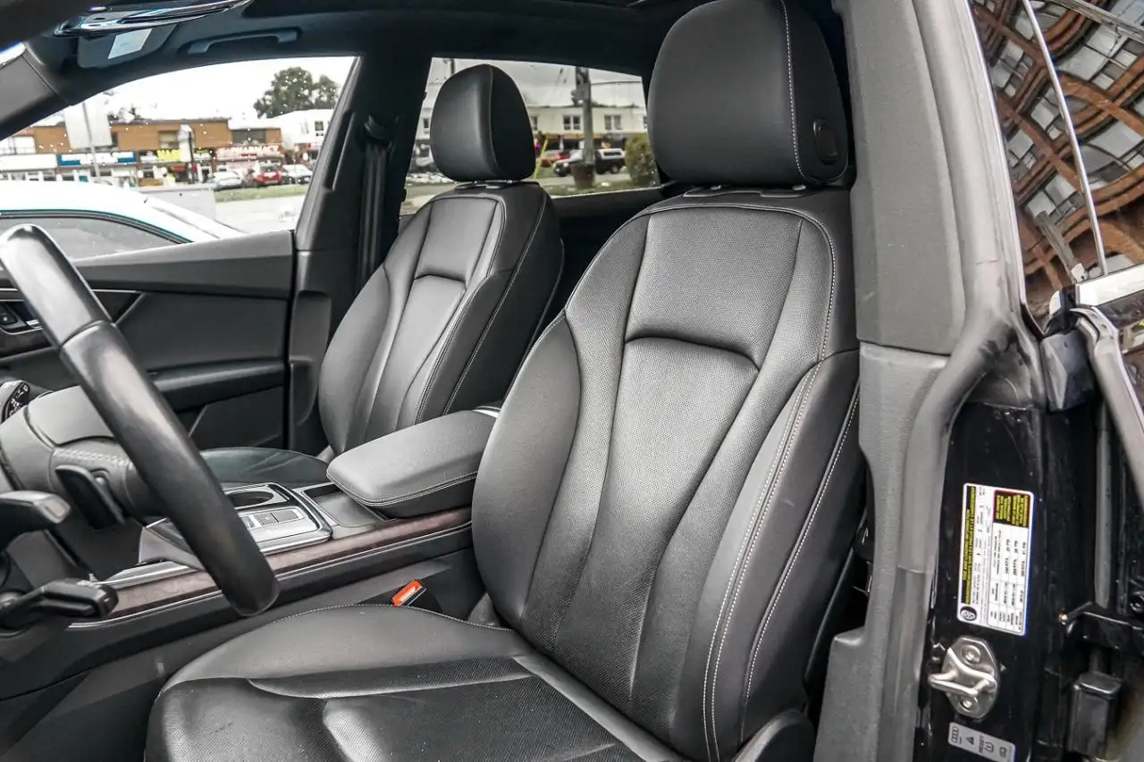 Audi Q8 снимка Audi Q8
