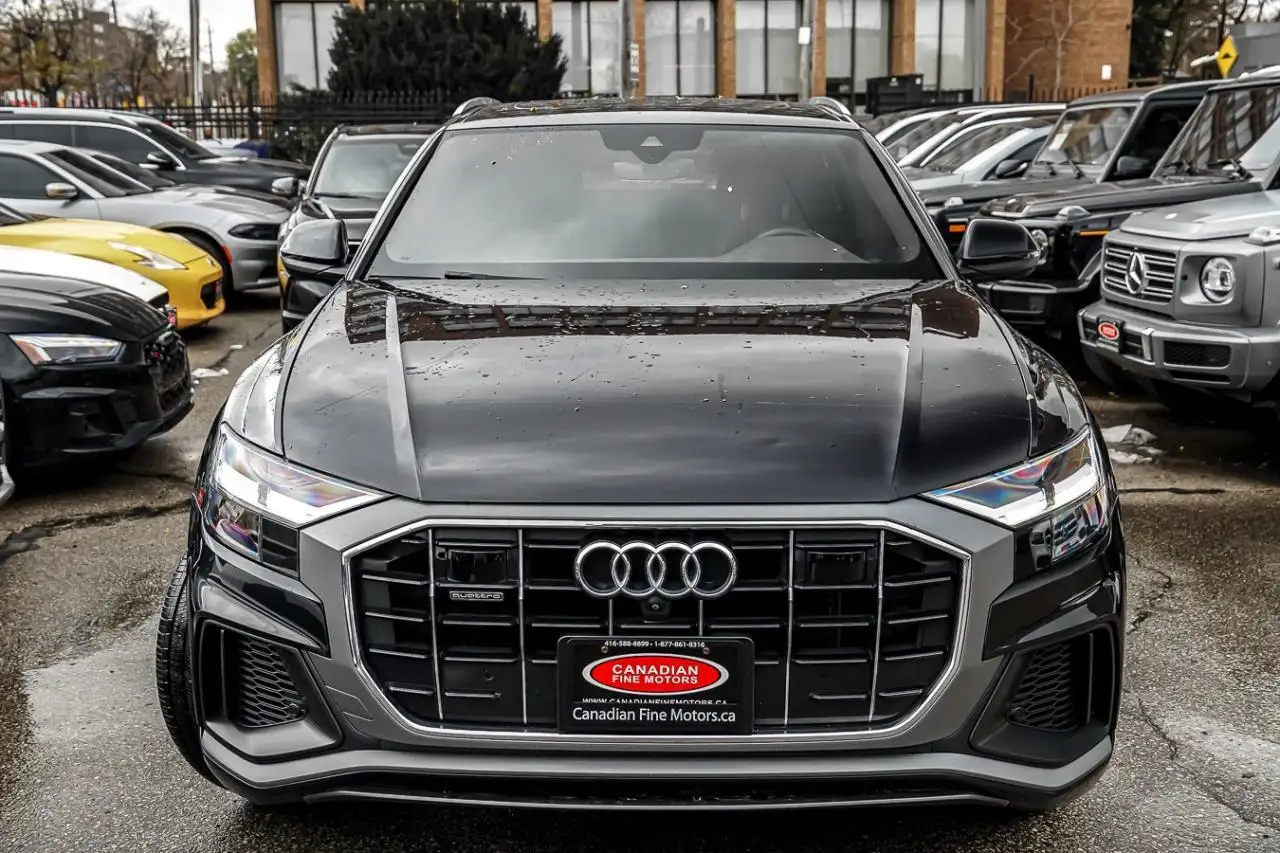 Audi Q8 снимка Audi Q8